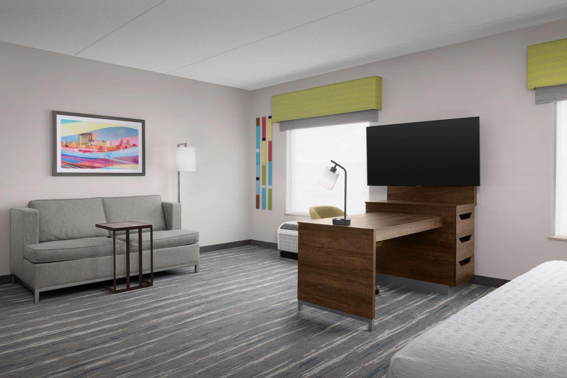 Hampton Inn & Suites Durham North I-85 photo 15
