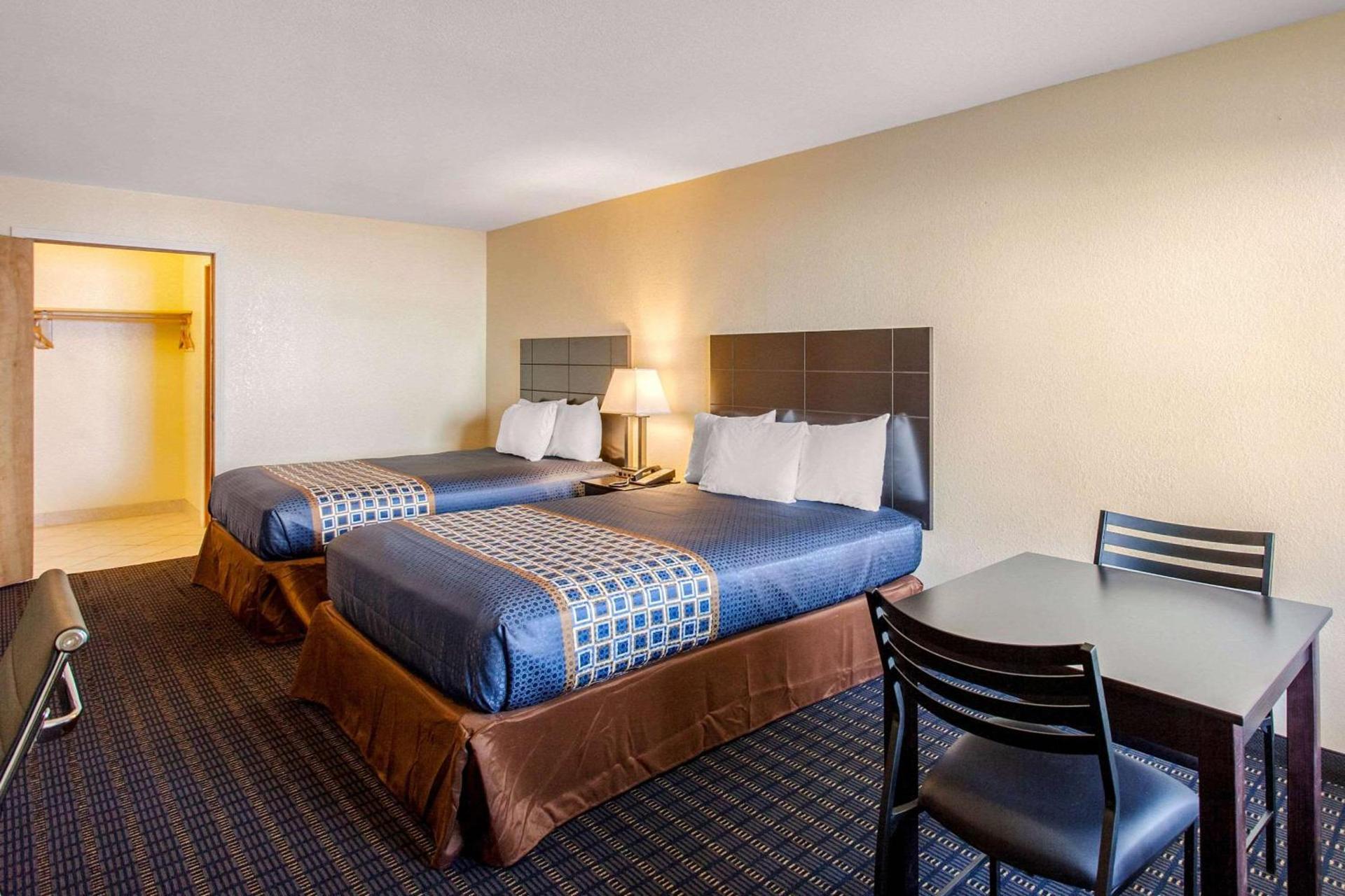 Rodeway Inn Coeur d'Alene photo 17