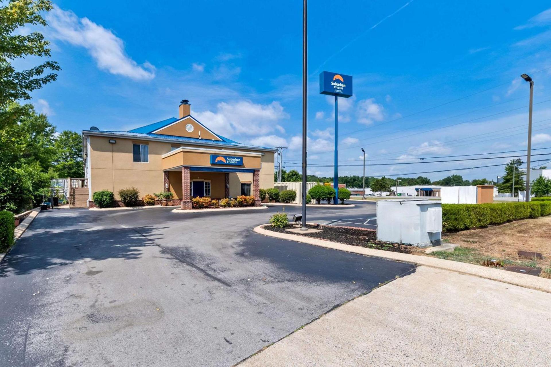 Suburban Studios Chattanooga Northeast - Ooltewah photo 2