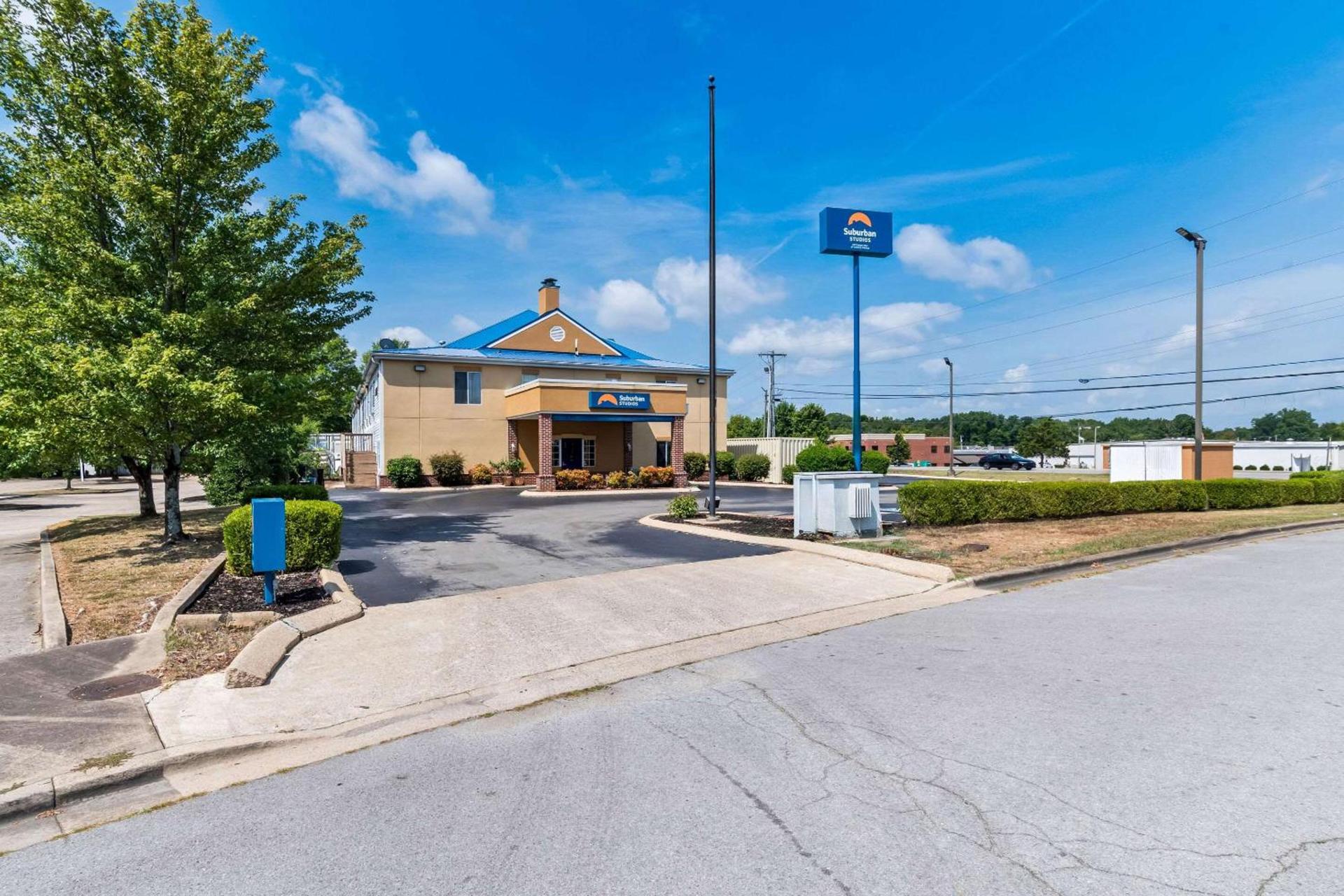 Suburban Studios Chattanooga Northeast - Ooltewah photo 1