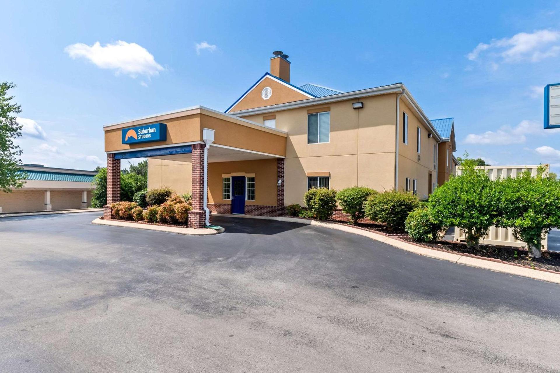 Suburban Studios Chattanooga Northeast - Ooltewah photo 5