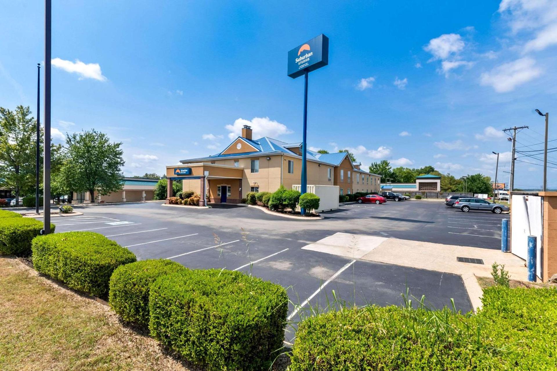 Suburban Studios Chattanooga Northeast - Ooltewah photo 6