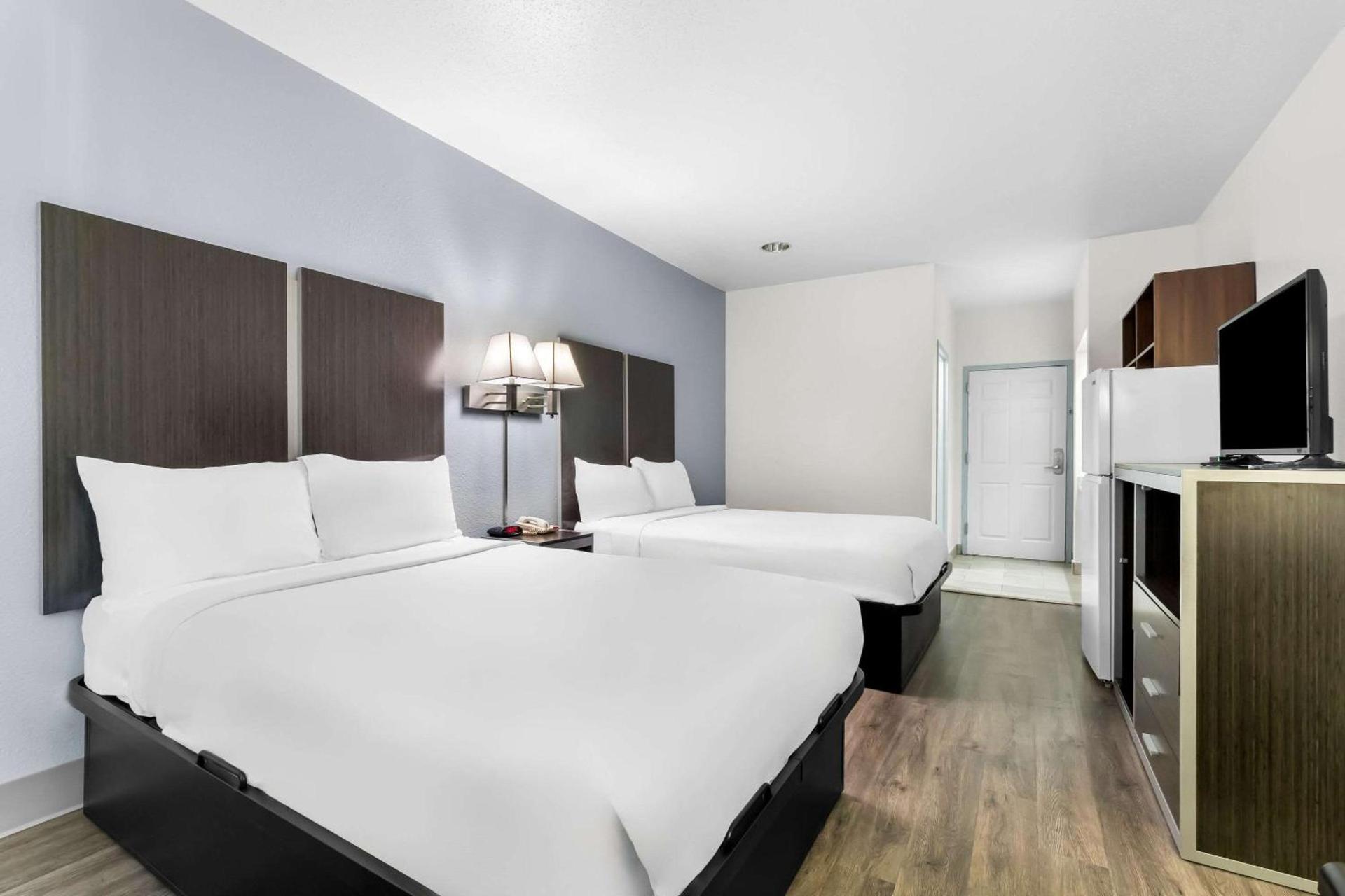 Suburban Studios Chattanooga Northeast - Ooltewah photo 26