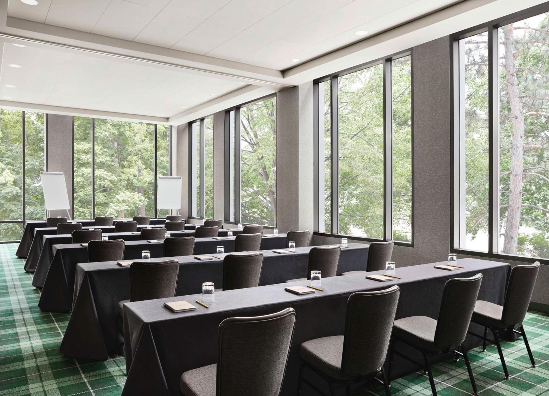 Graduate by Hilton East Lansing photo 59