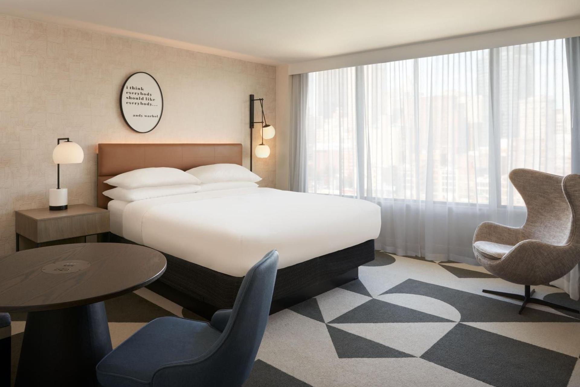 Sheraton Pittsburgh Hotel at Station Square photo 17