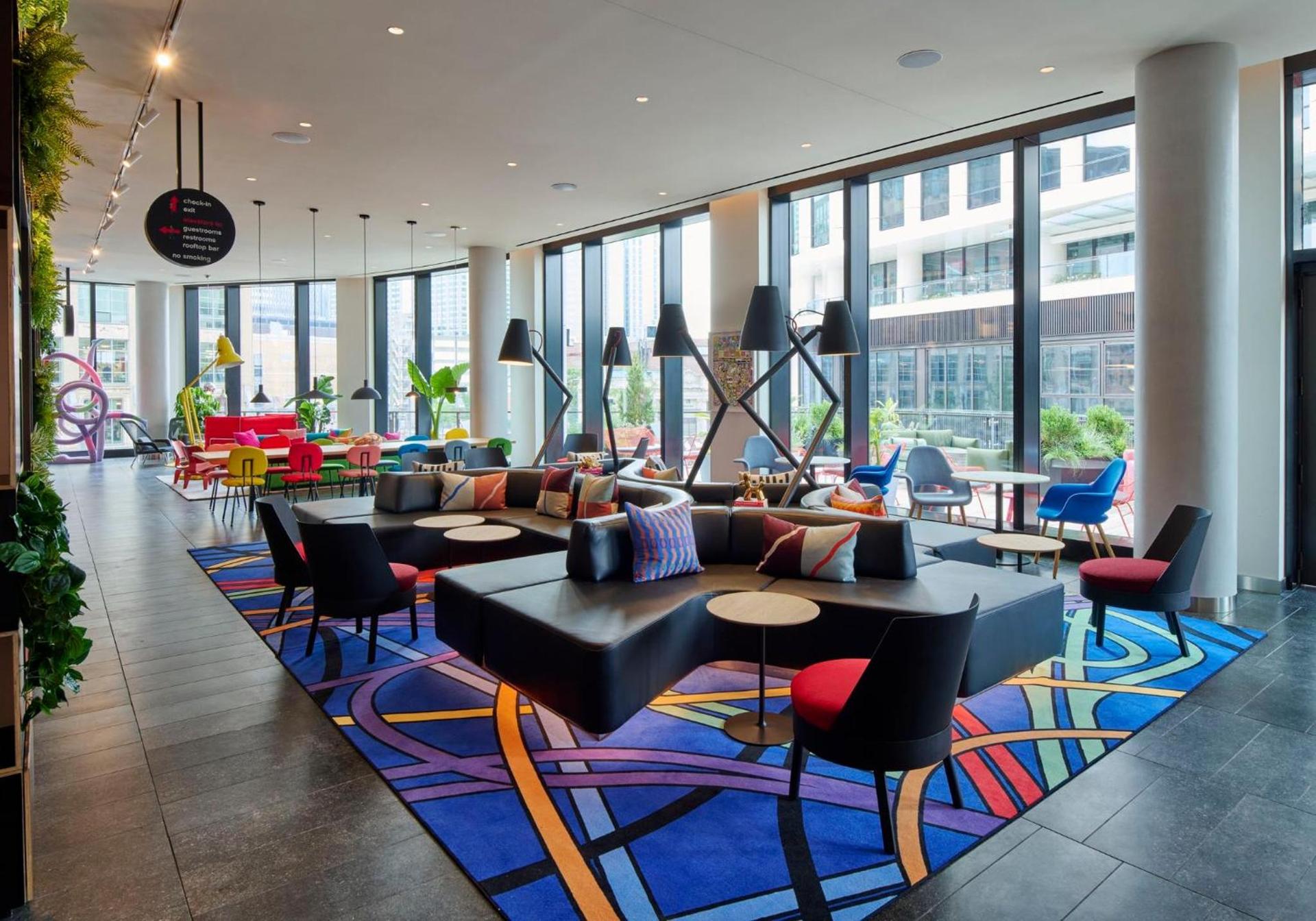 citizenM Boston Back Bay photo 4