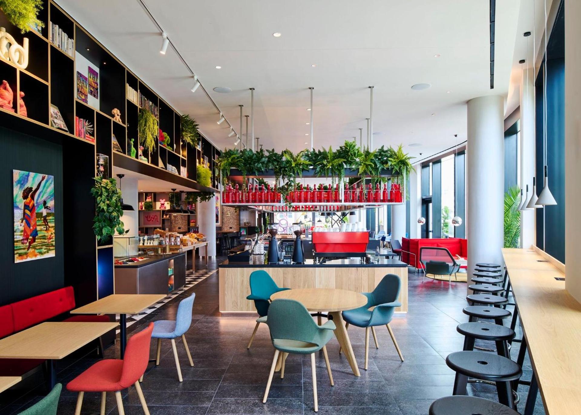 citizenM Boston Back Bay photo 28