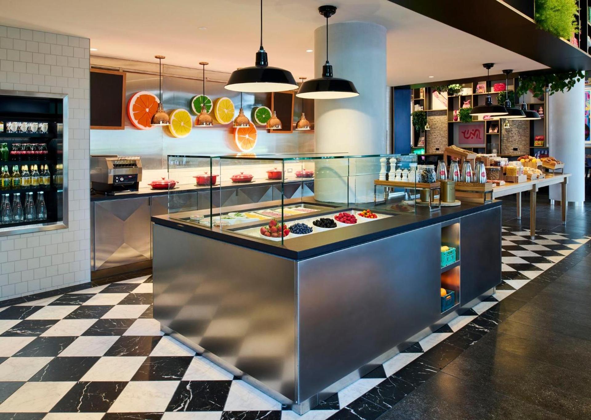 citizenM Boston Back Bay photo 29