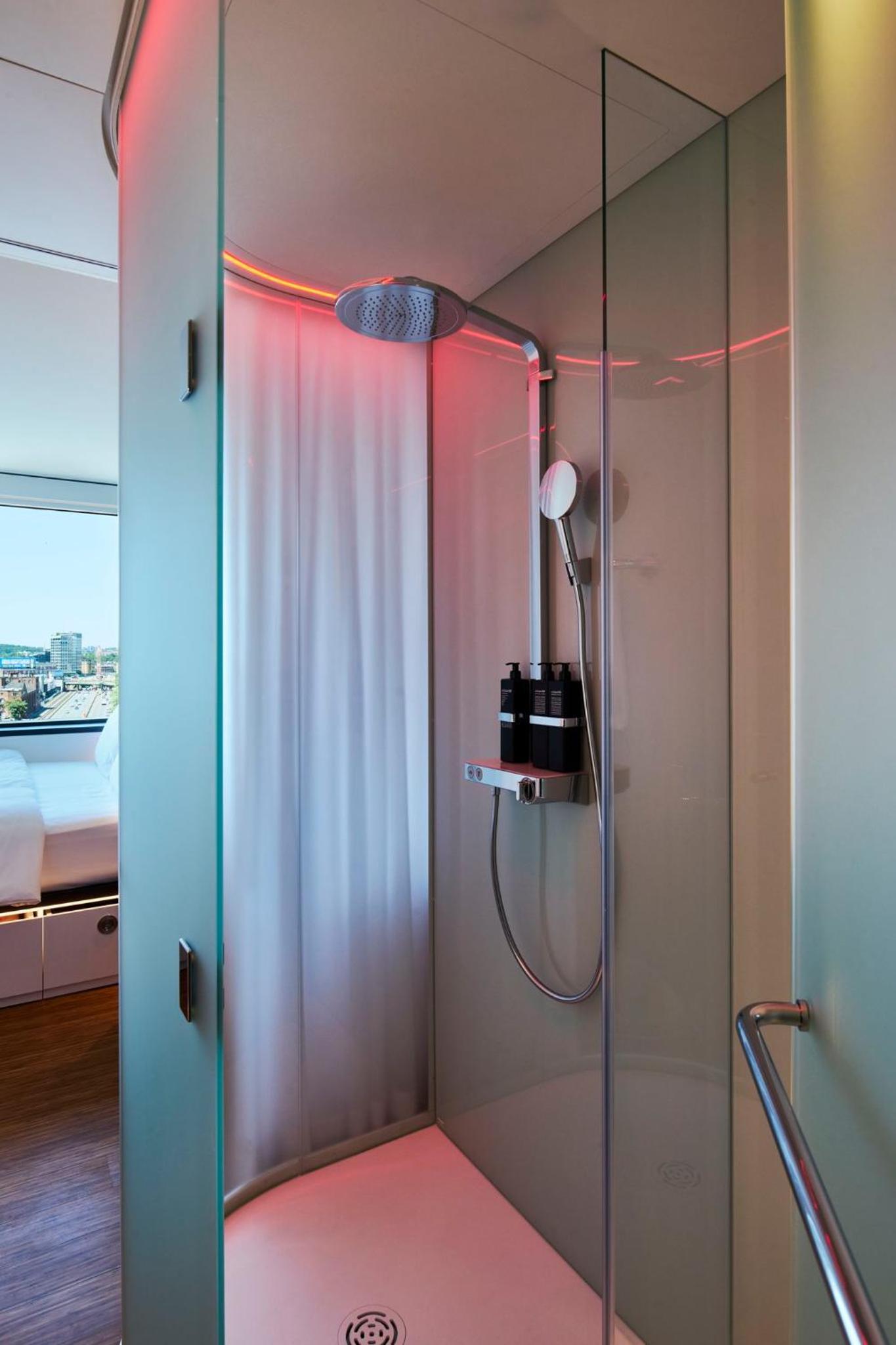 citizenM Boston Back Bay photo 36