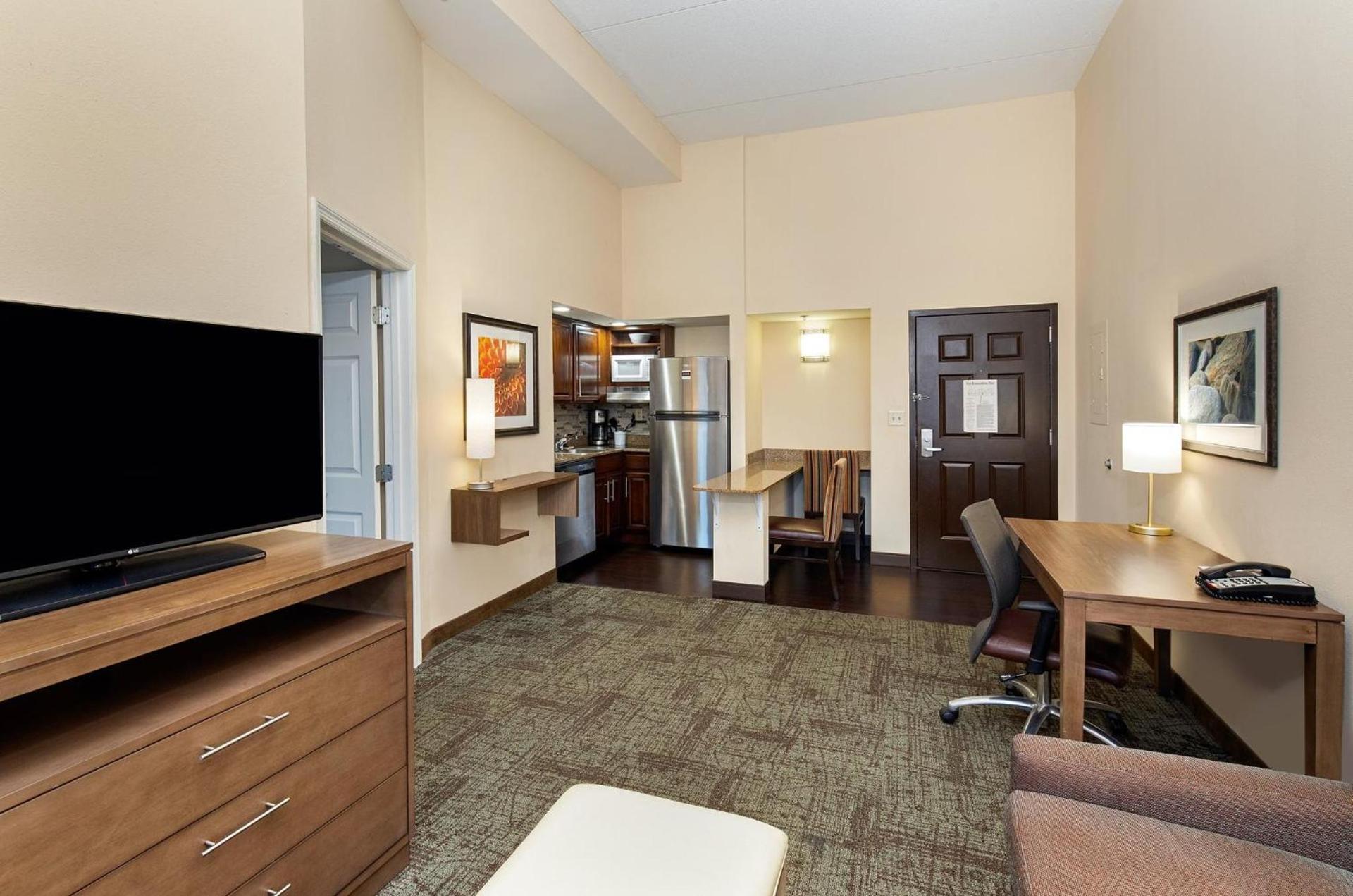Staybridge Suites-Knoxville Oak Ridge by IHG photo 13