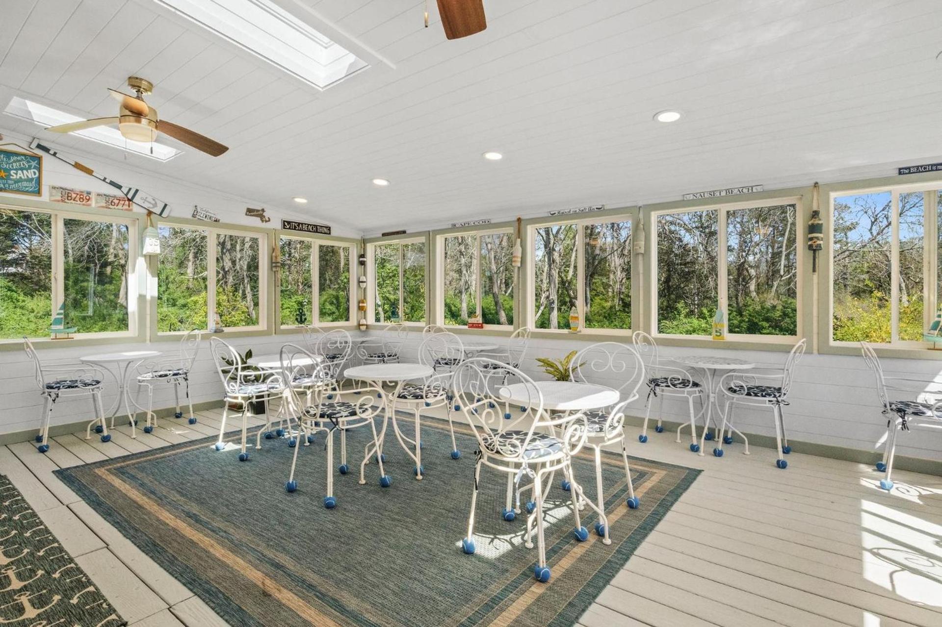 Eagle Wing Inn - Cape Cod photo 5