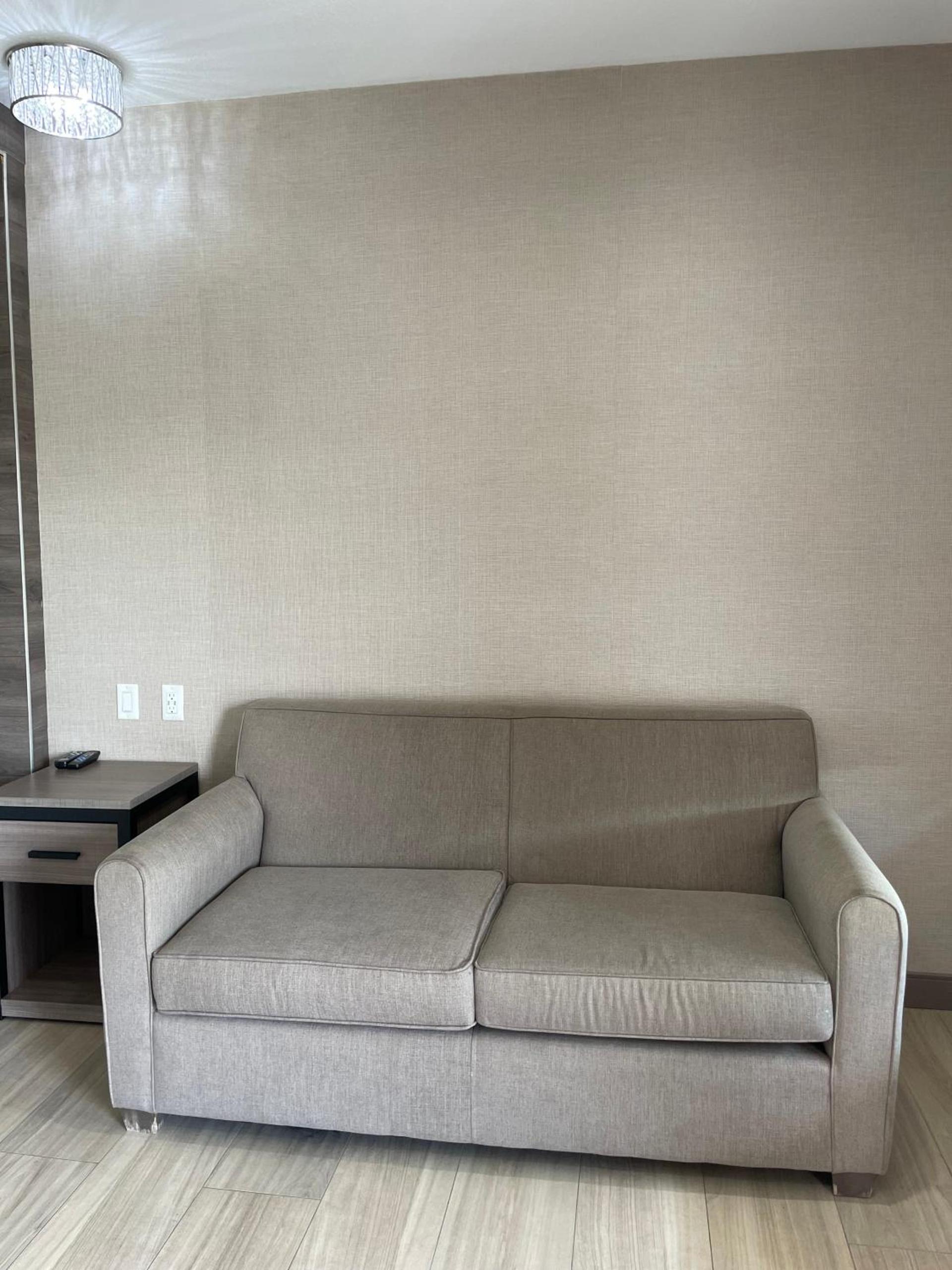Express Inn - Richey photo 9
