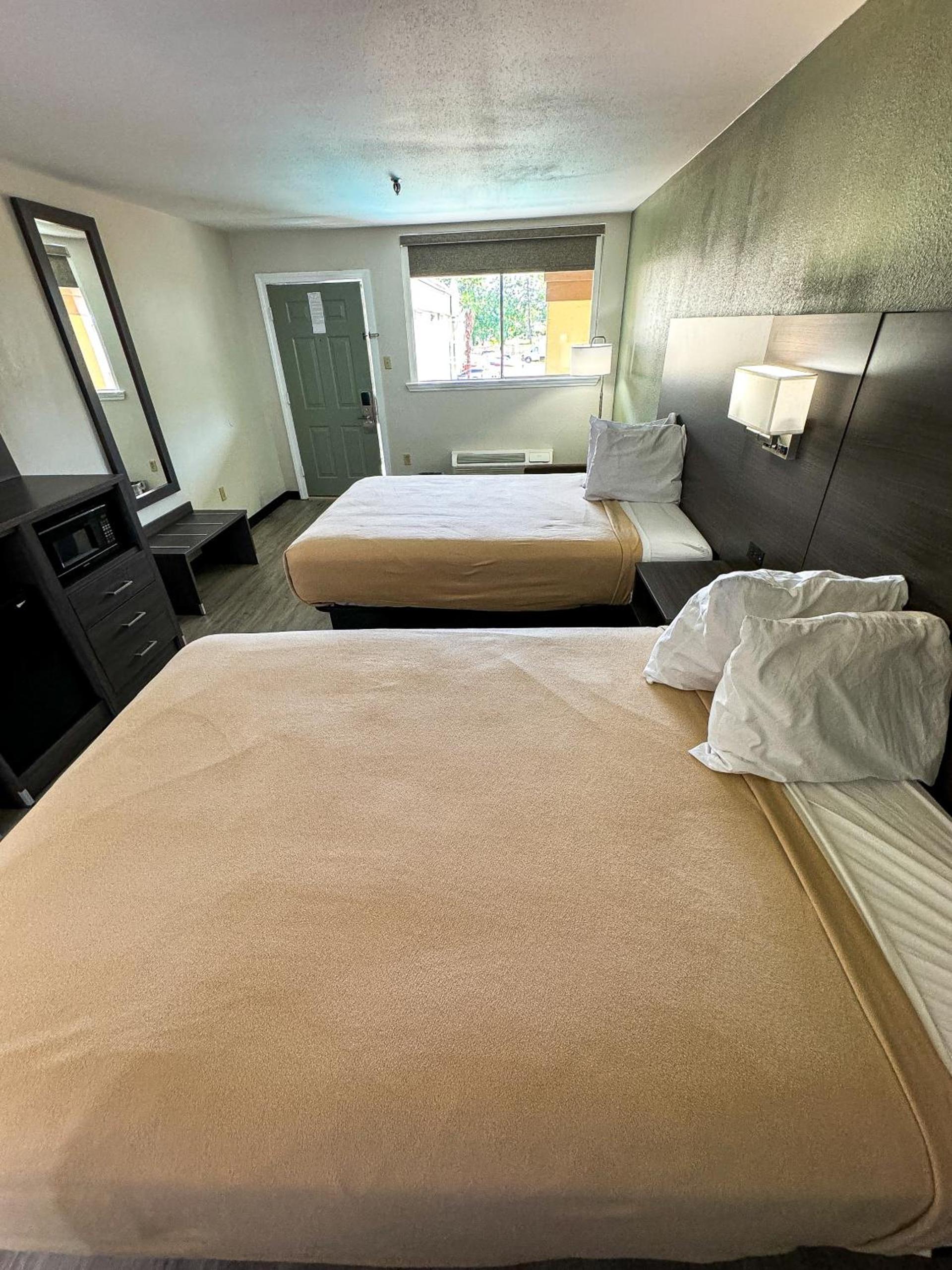 Quality Inn Harvey - New Orleans photo 9