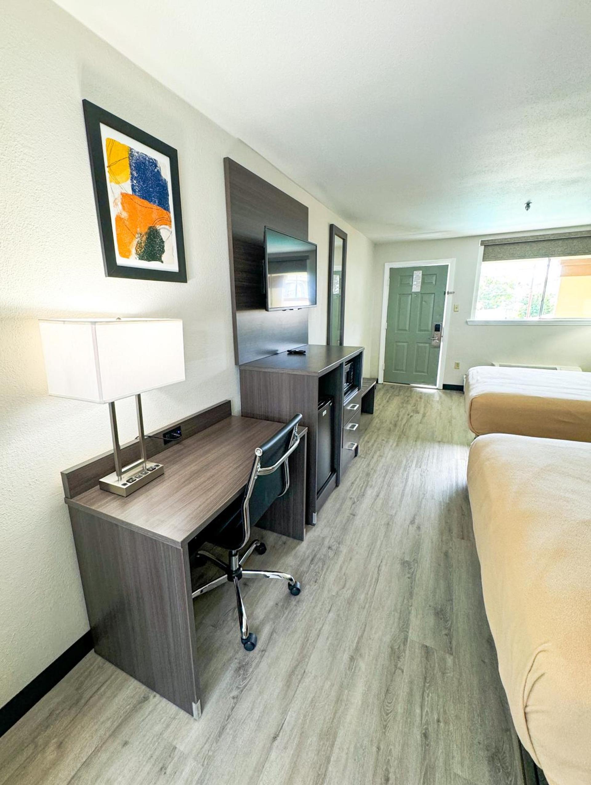 Quality Inn Harvey - New Orleans photo 10