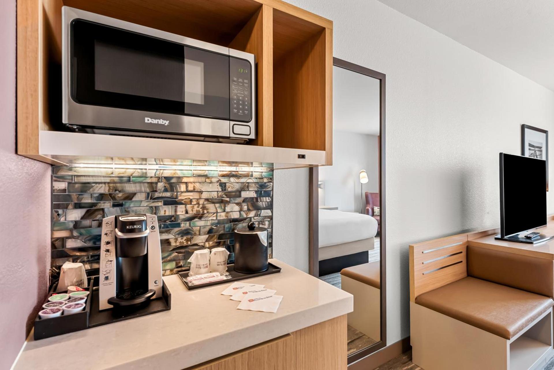 Hilton Garden Inn Seattle North/Everett photo 90