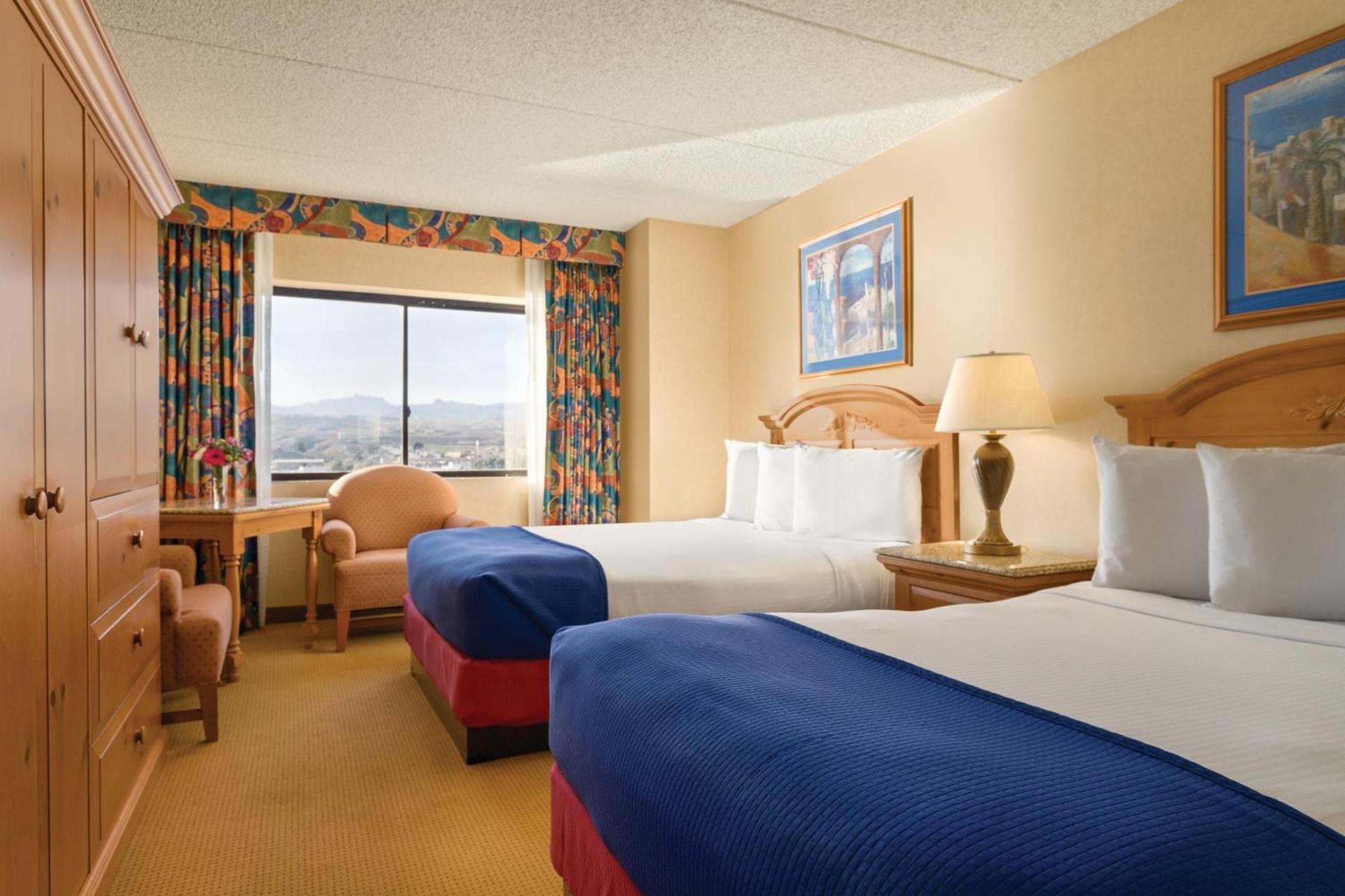 Harrah's Laughlin, A Caesars Destination photo 69