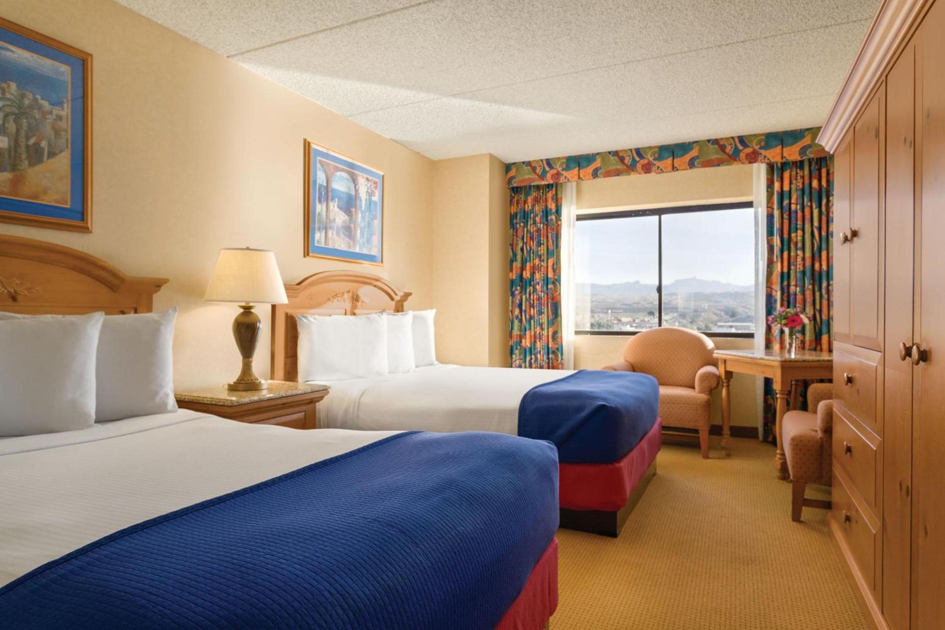 Harrah's Laughlin, A Caesars Destination photo 70