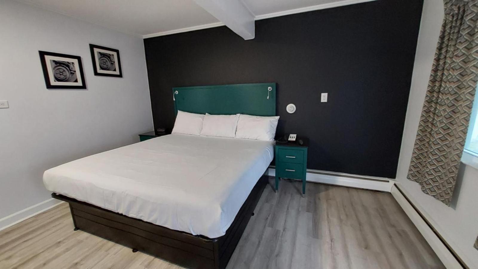Village Motel photo 19