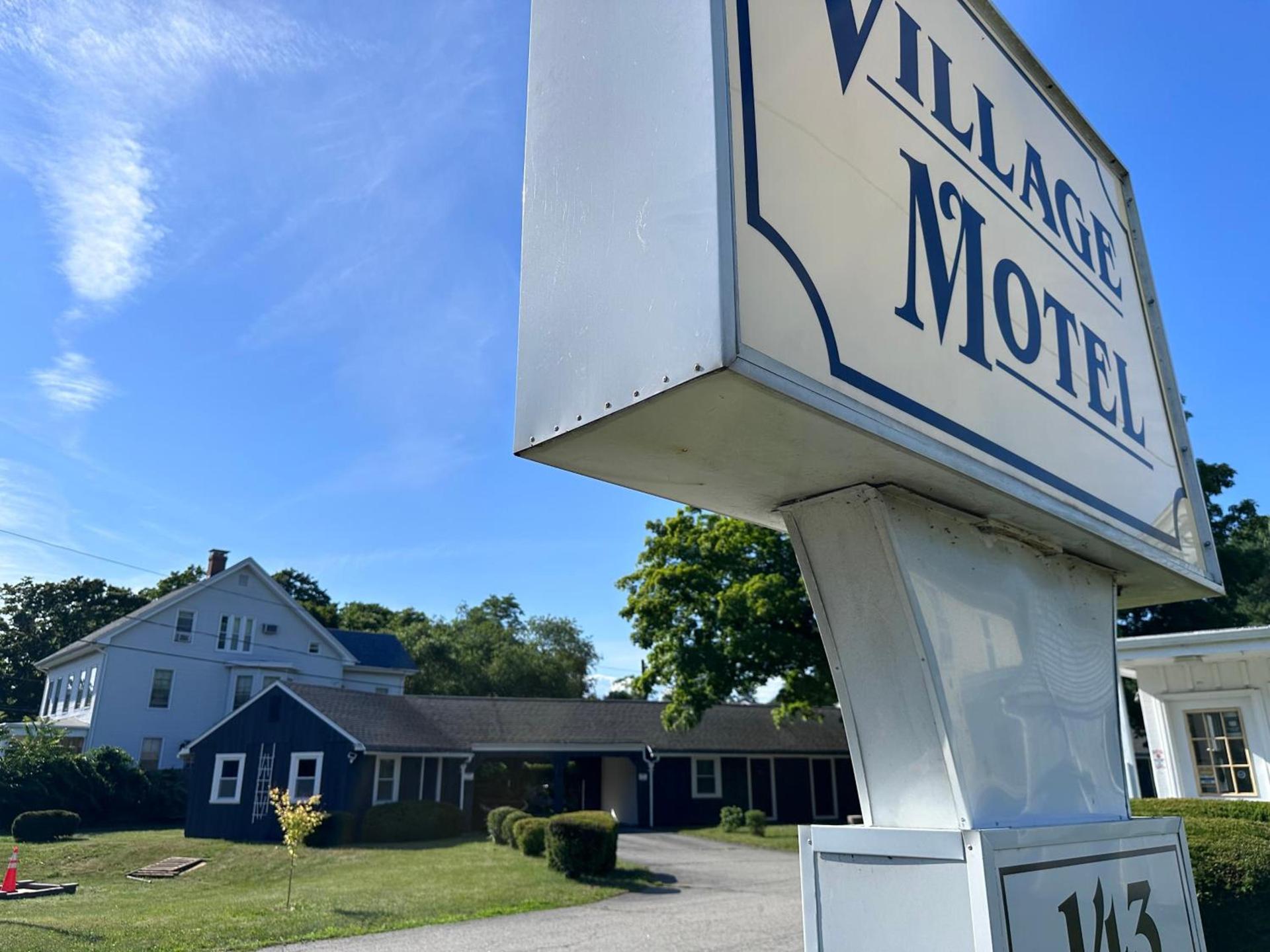 Village Motel photo 56