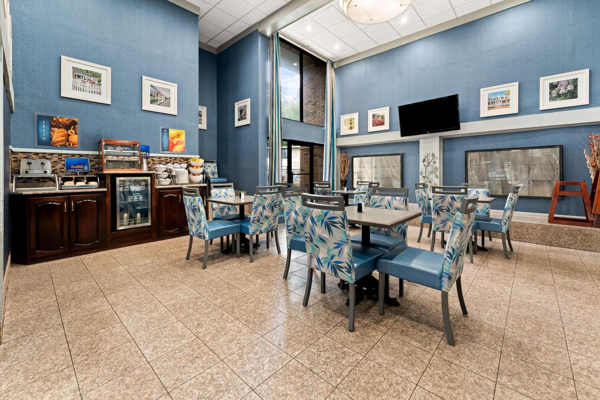 Best Western Riverside Inn photo 33