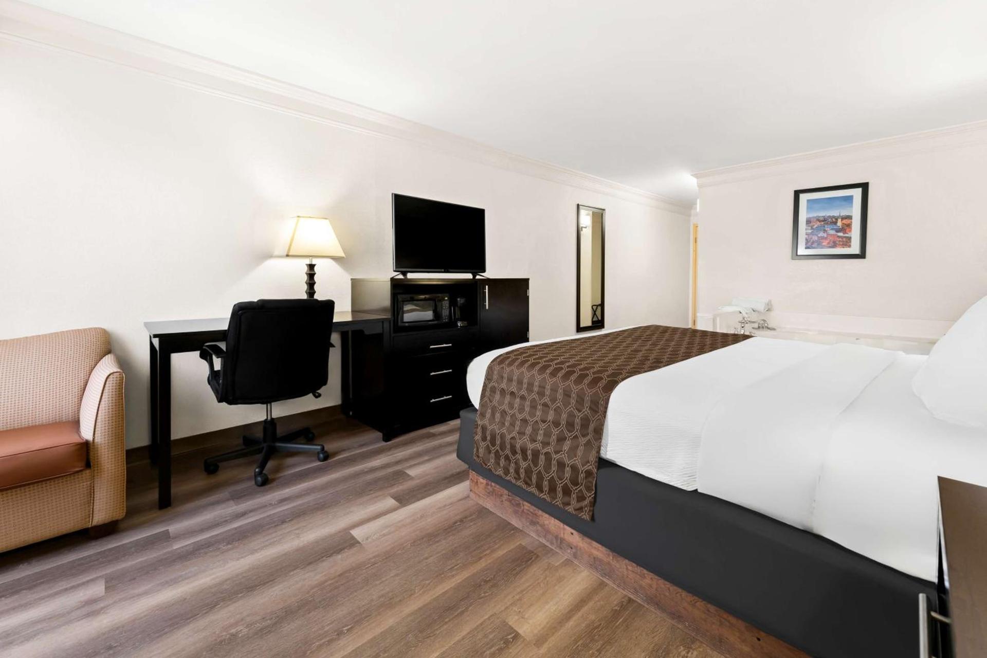 Best Western Riverside Inn photo 6