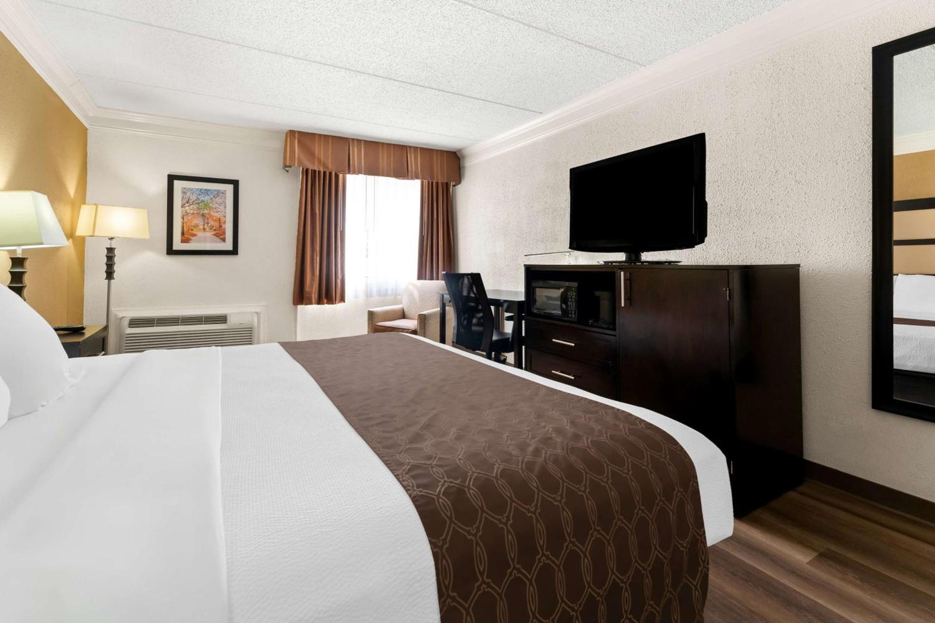 Best Western Riverside Inn photo 10