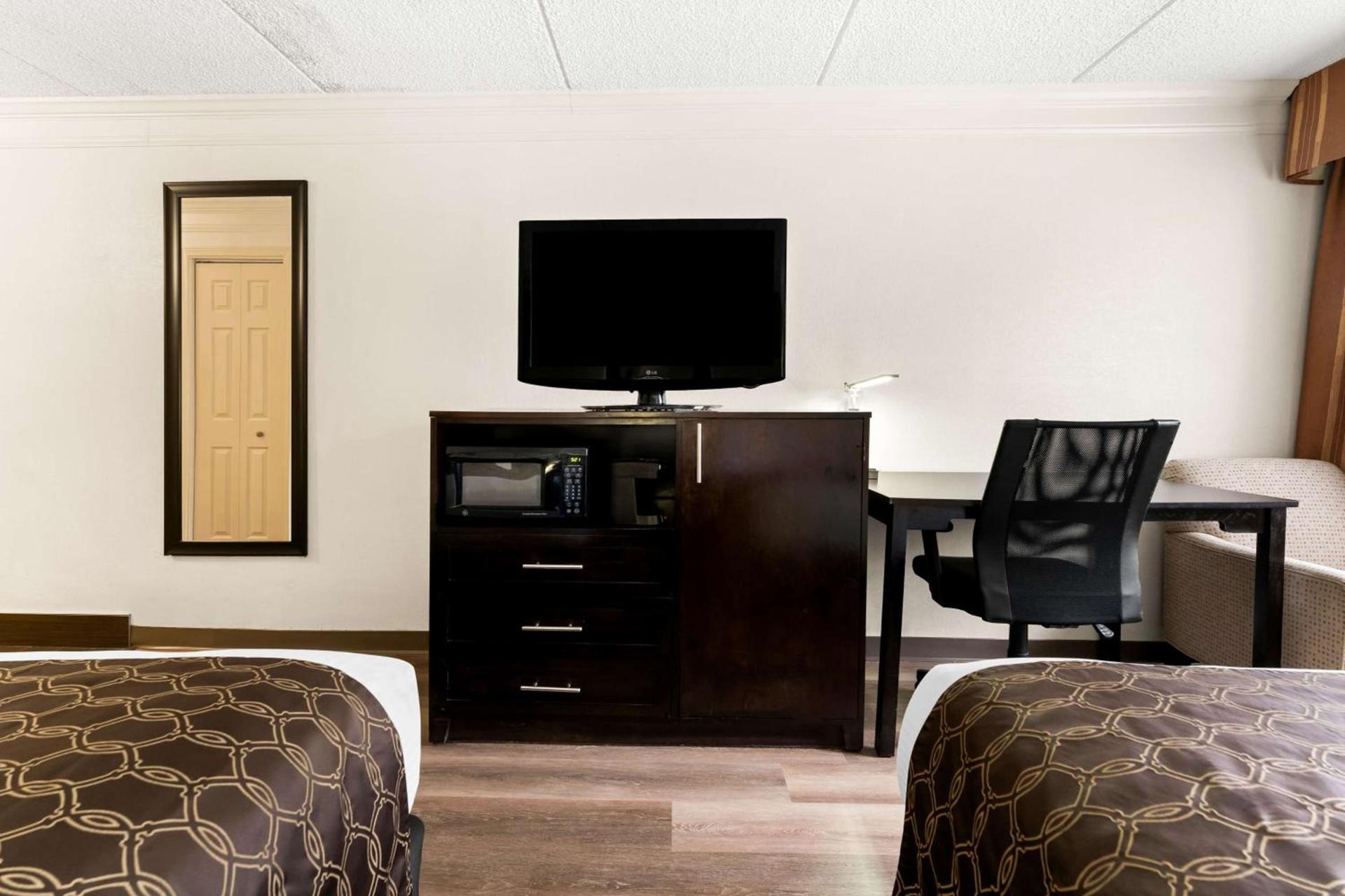 Best Western Riverside Inn photo 16