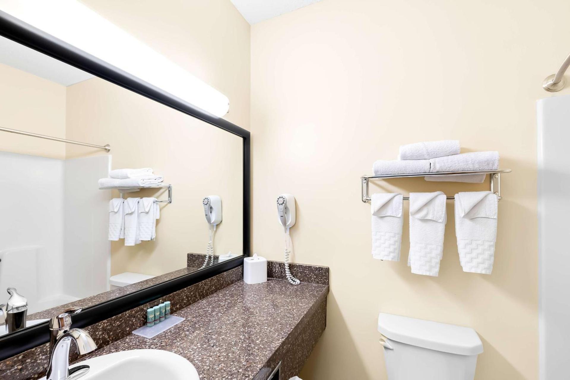 Best Western Nebraska City Inn photo 25