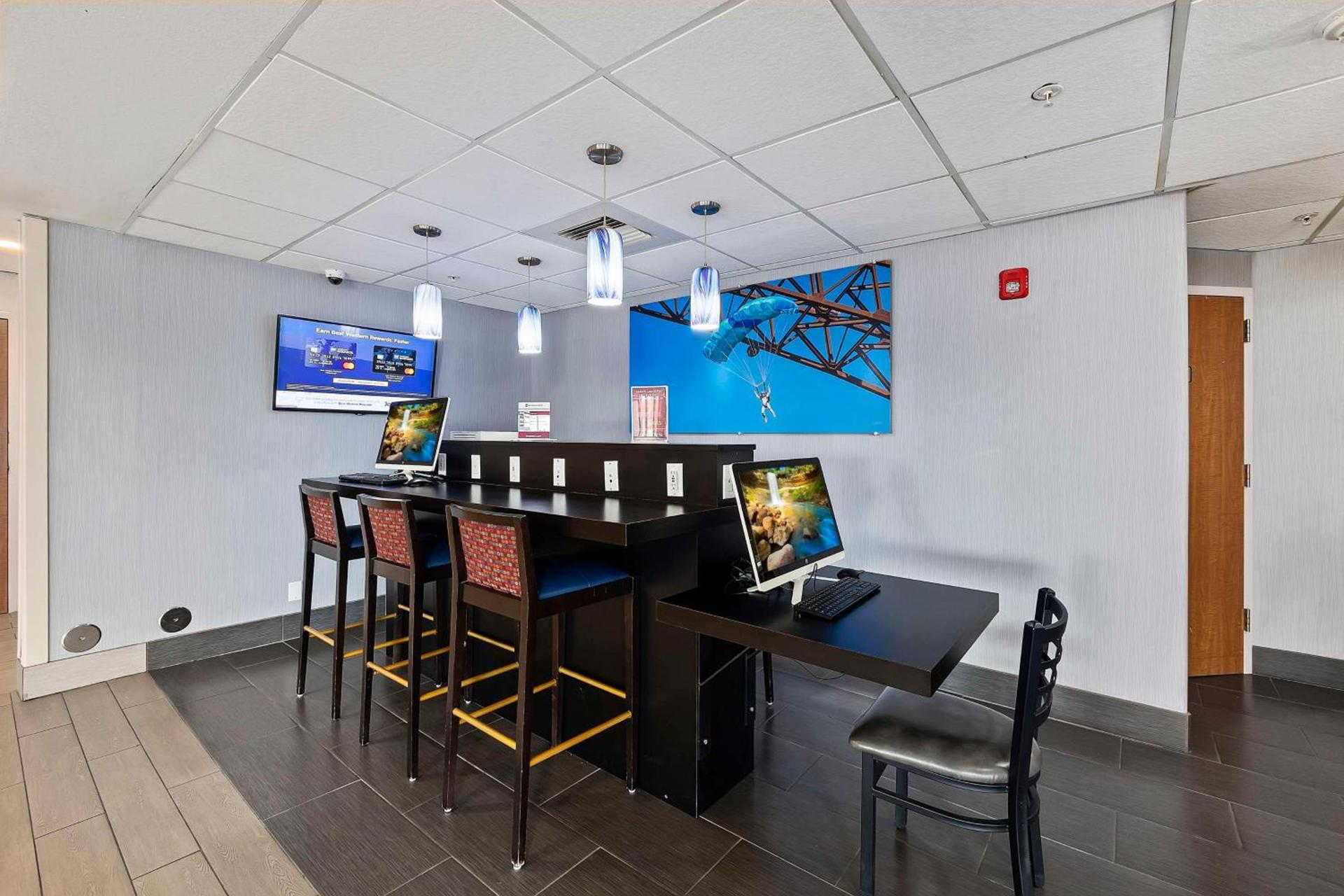 Best Western Plus Twin Falls Hotel photo 34