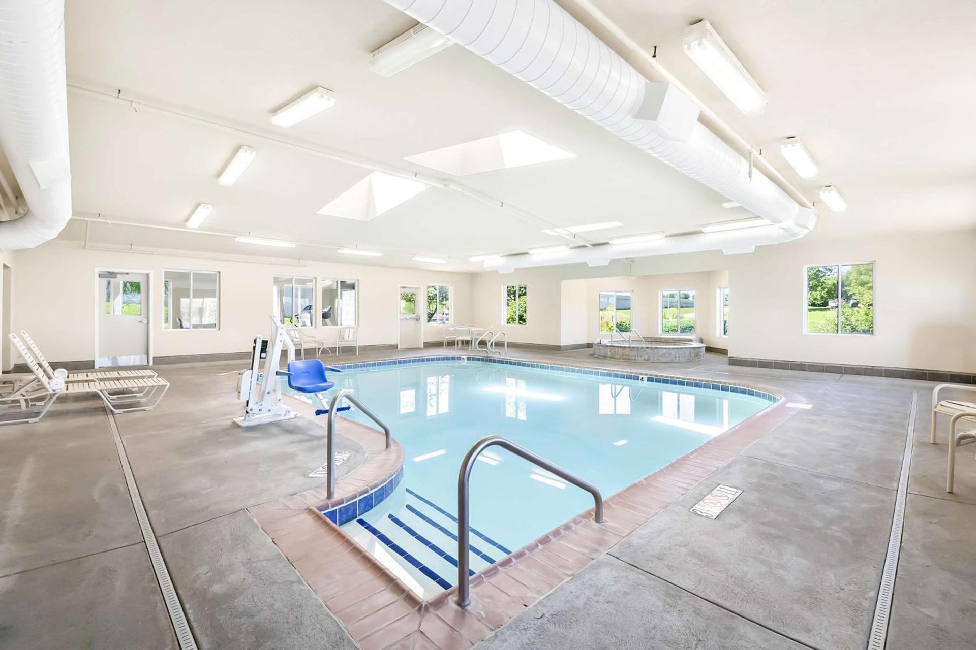 Best Western Nebraska City Inn photo 31