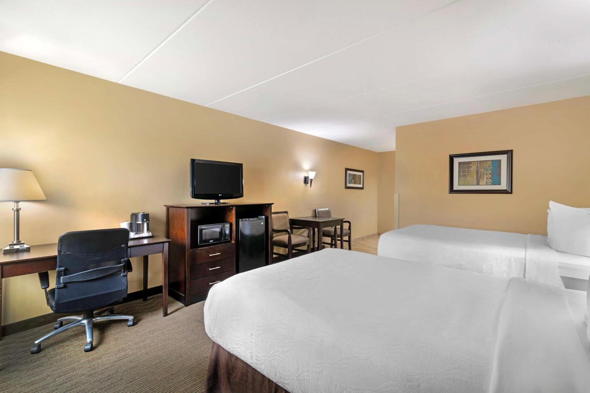Best Western Plus Plattsburgh photo 26