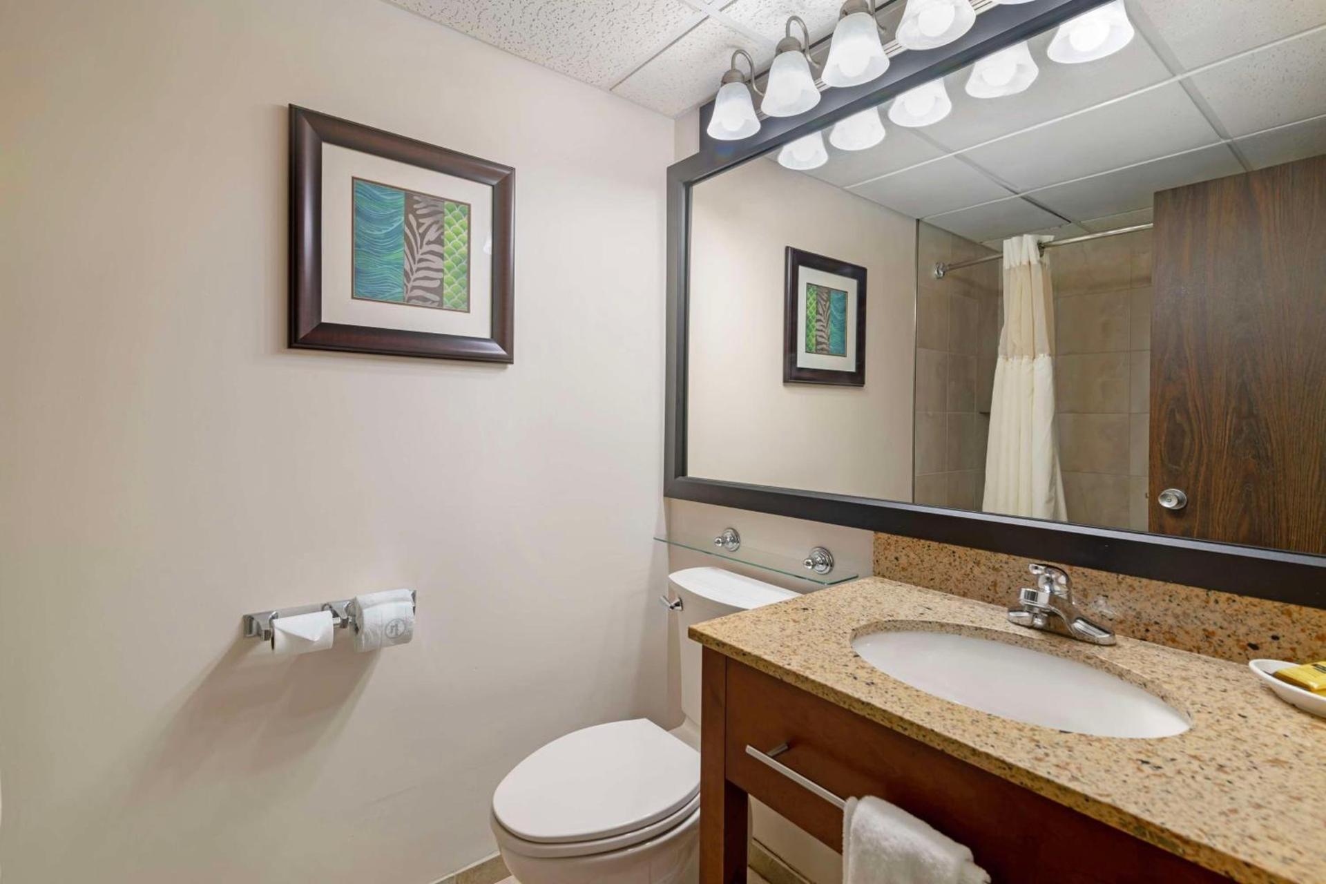 Best Western Plus Plattsburgh photo 34