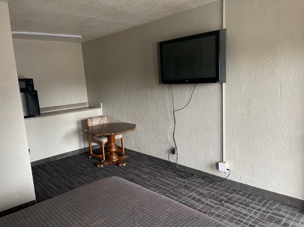 Legend Motel photo 8