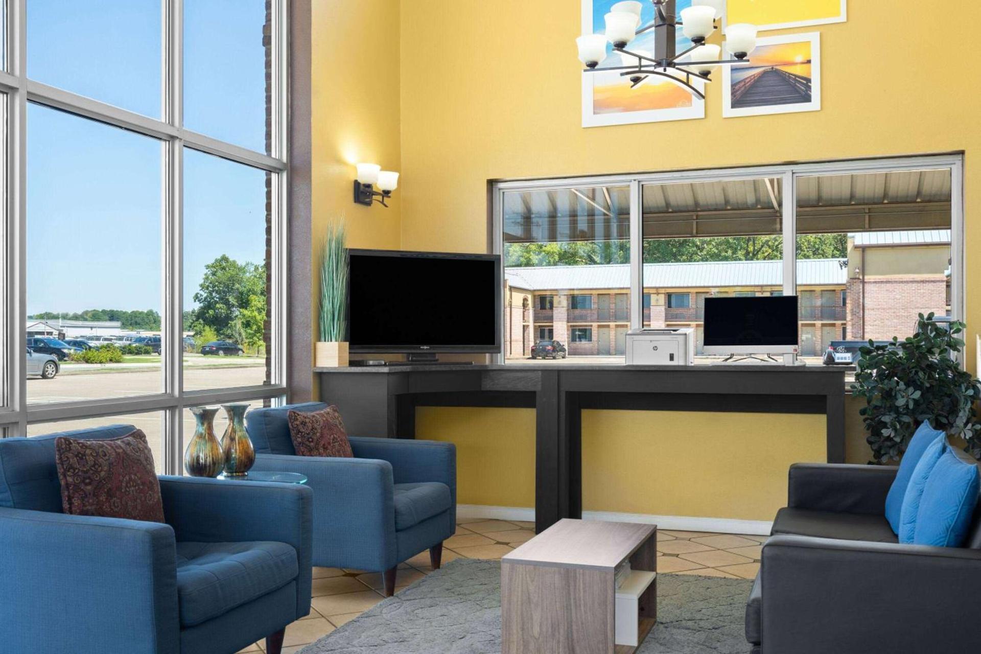 Days Inn by Wyndham Conway photo 3