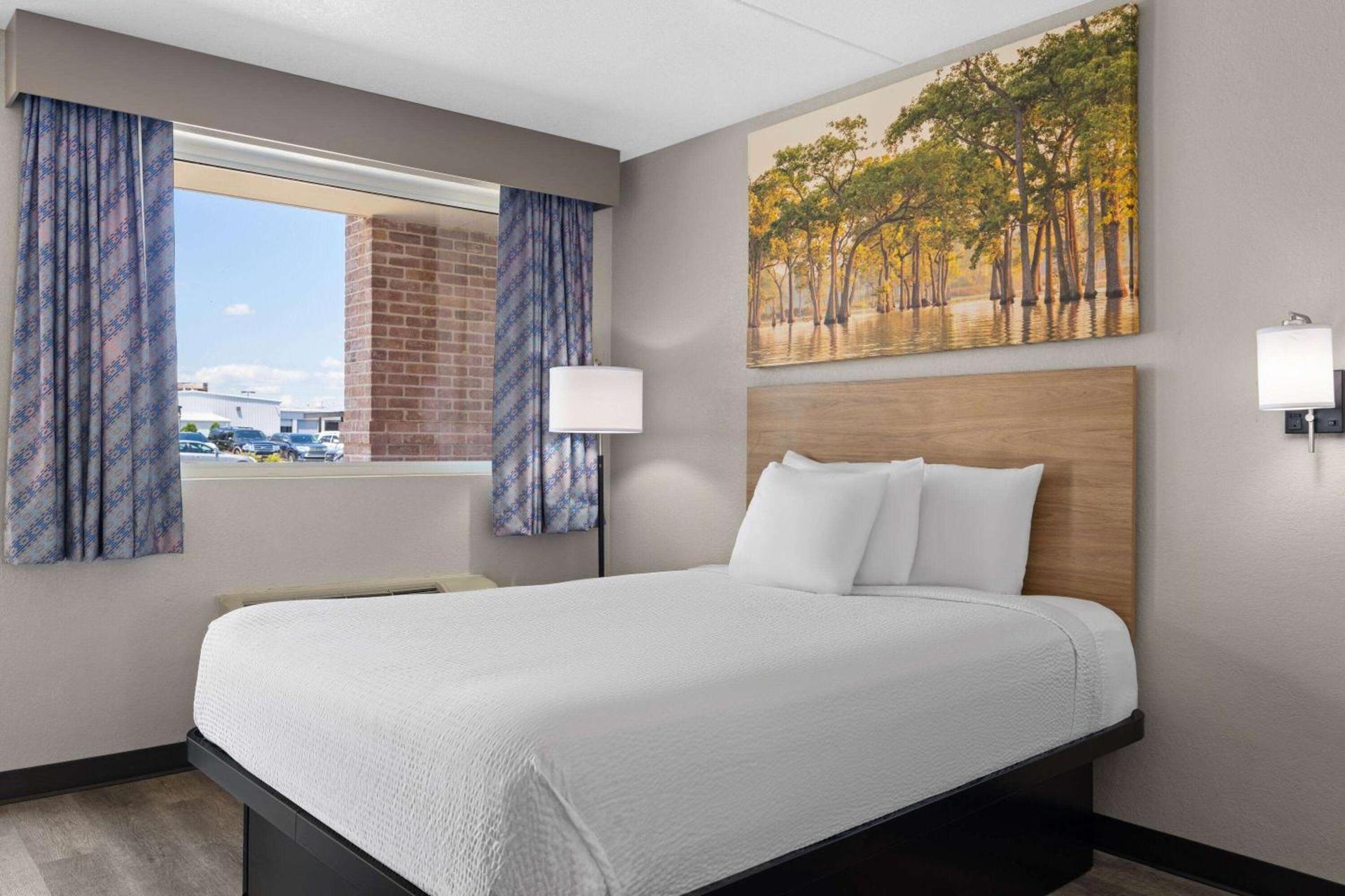 Days Inn by Wyndham Conway photo 17