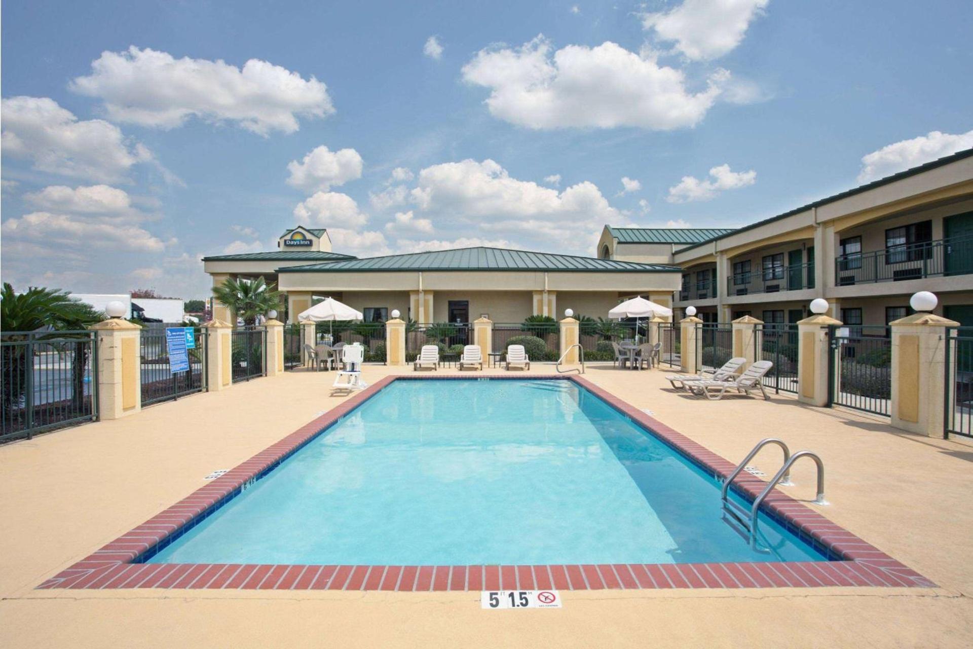 Days Inn by Wyndham Hammond photo 4