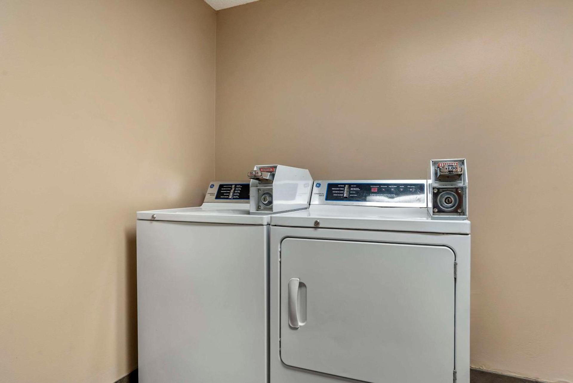 Comfort Inn Meridian - Bonita Lakes photo 31