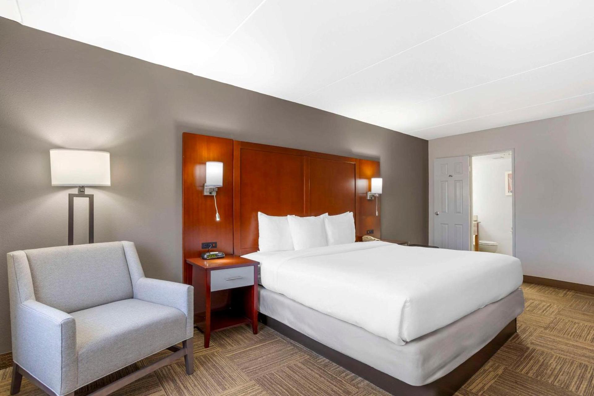 Comfort Inn Edgewater on Hudson River photo 6