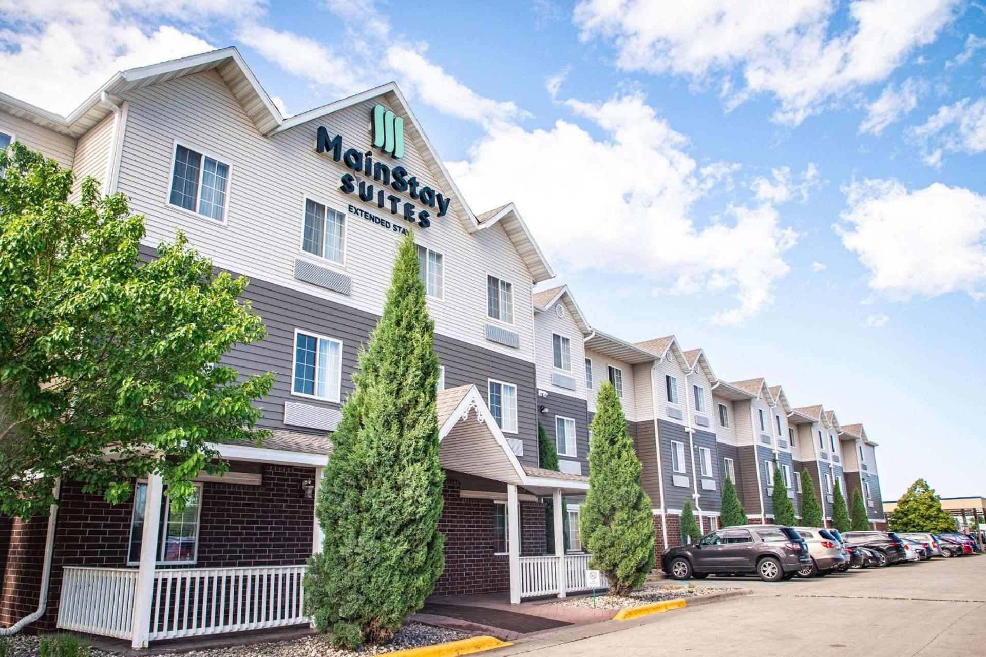 MainStay Suites Fargo - I-94 Medical Center photo 2