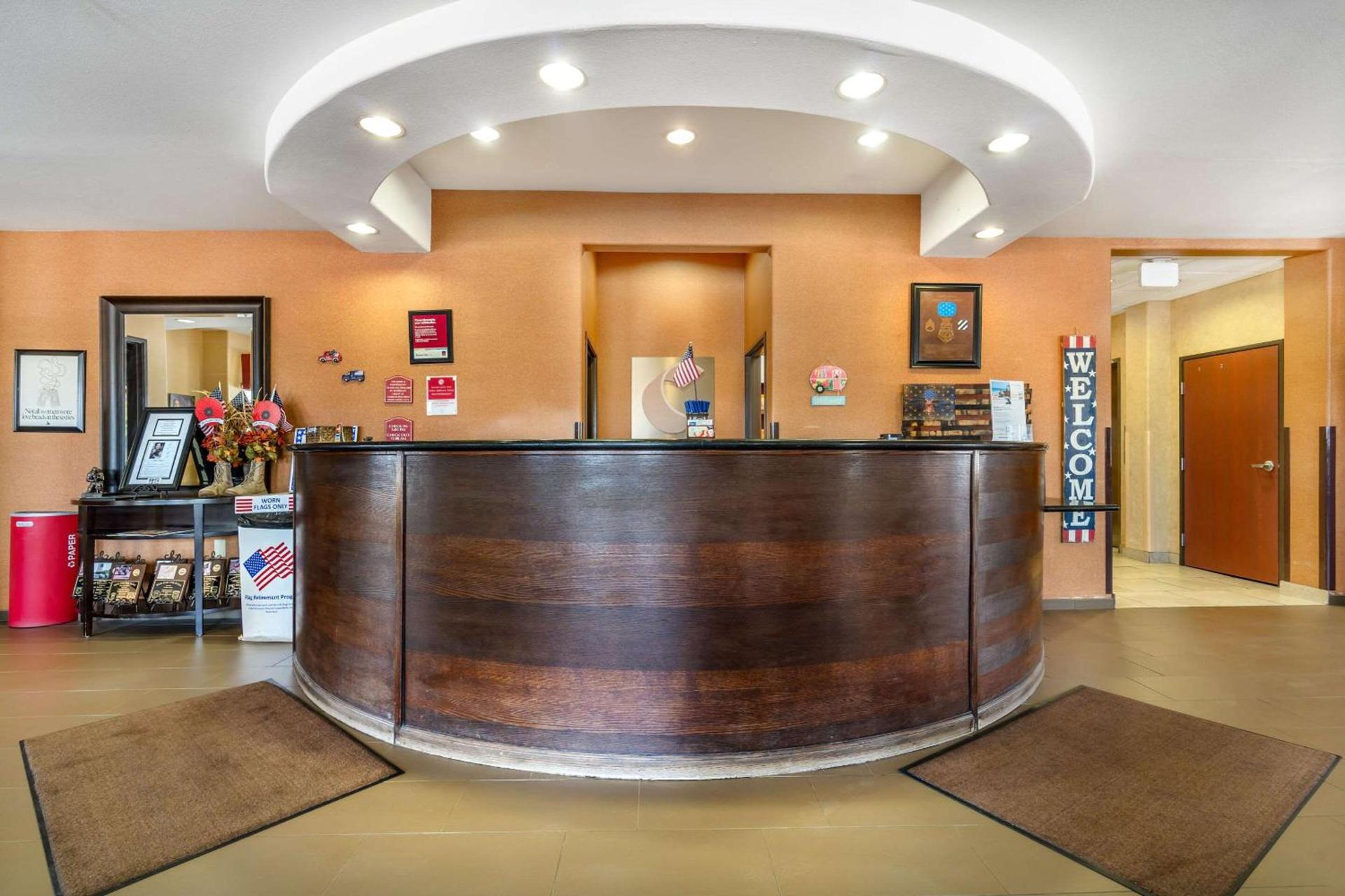 Comfort Suites Gallup East Route 66 and I-40 photo 7