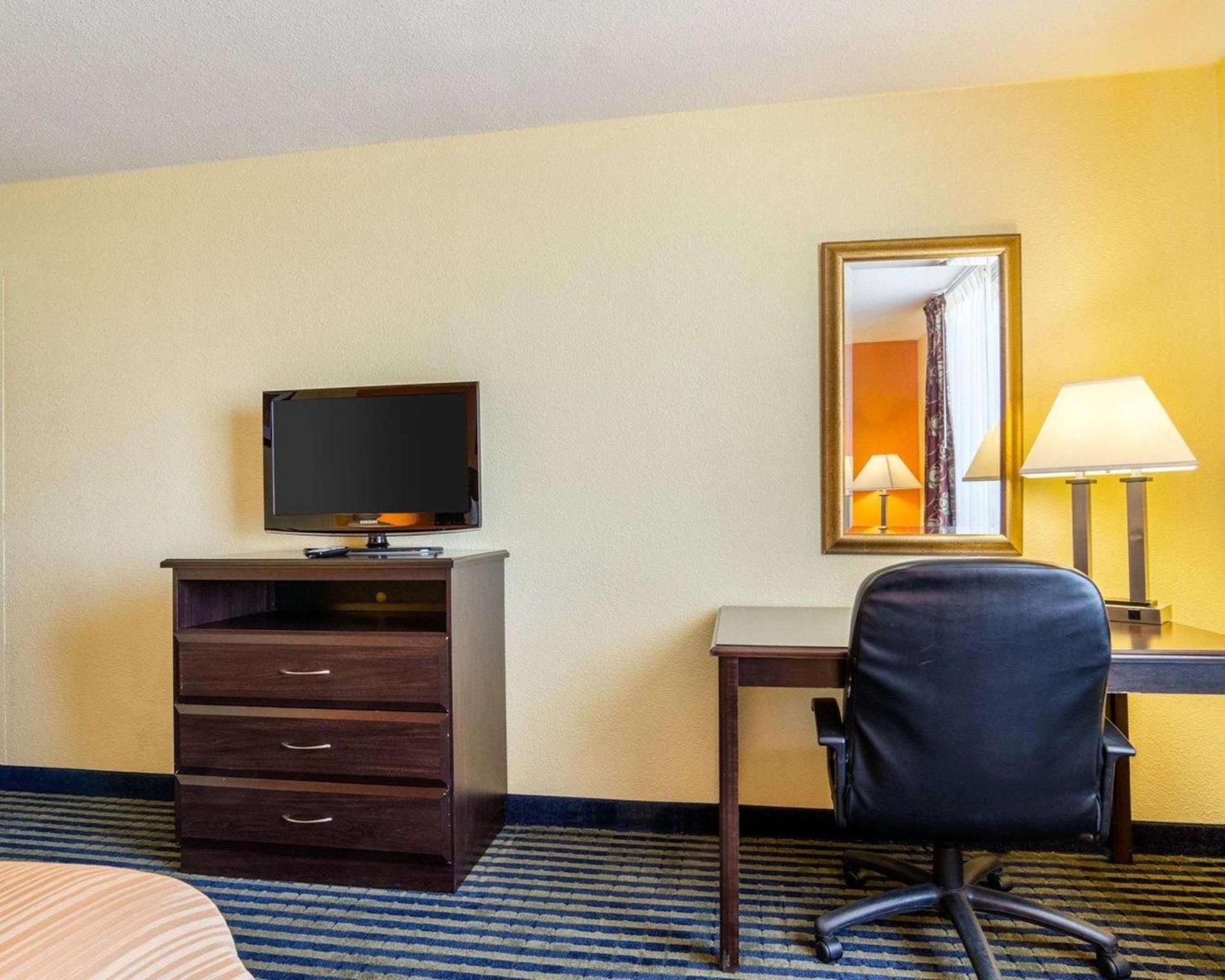 Quality Inn Liberal photo 14