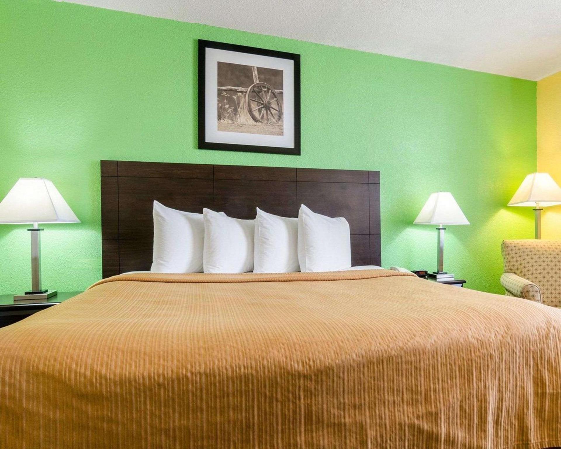 Quality Inn Liberal photo 16