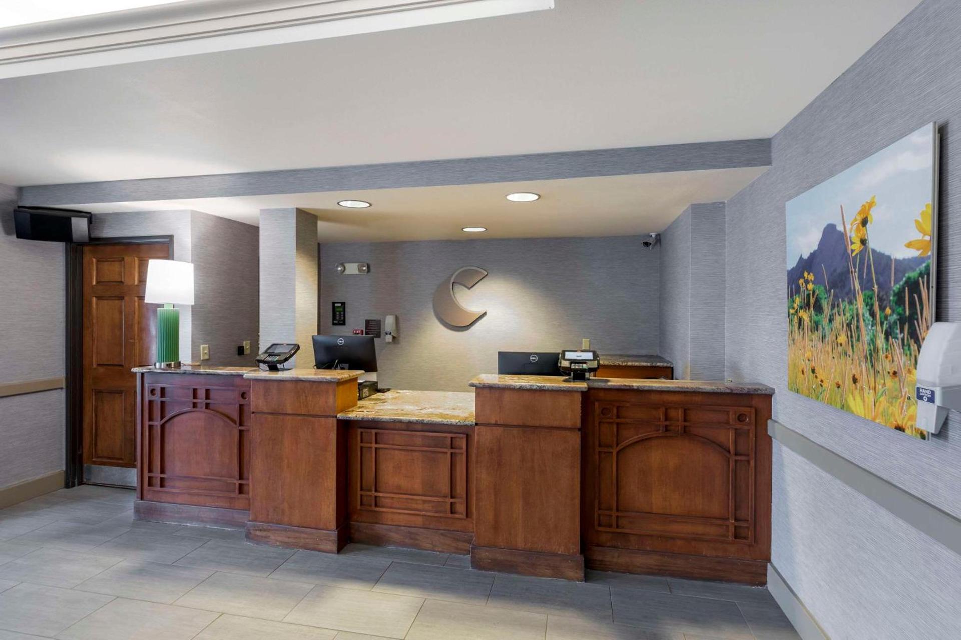 Comfort Inn & Suites Boulder photo 5
