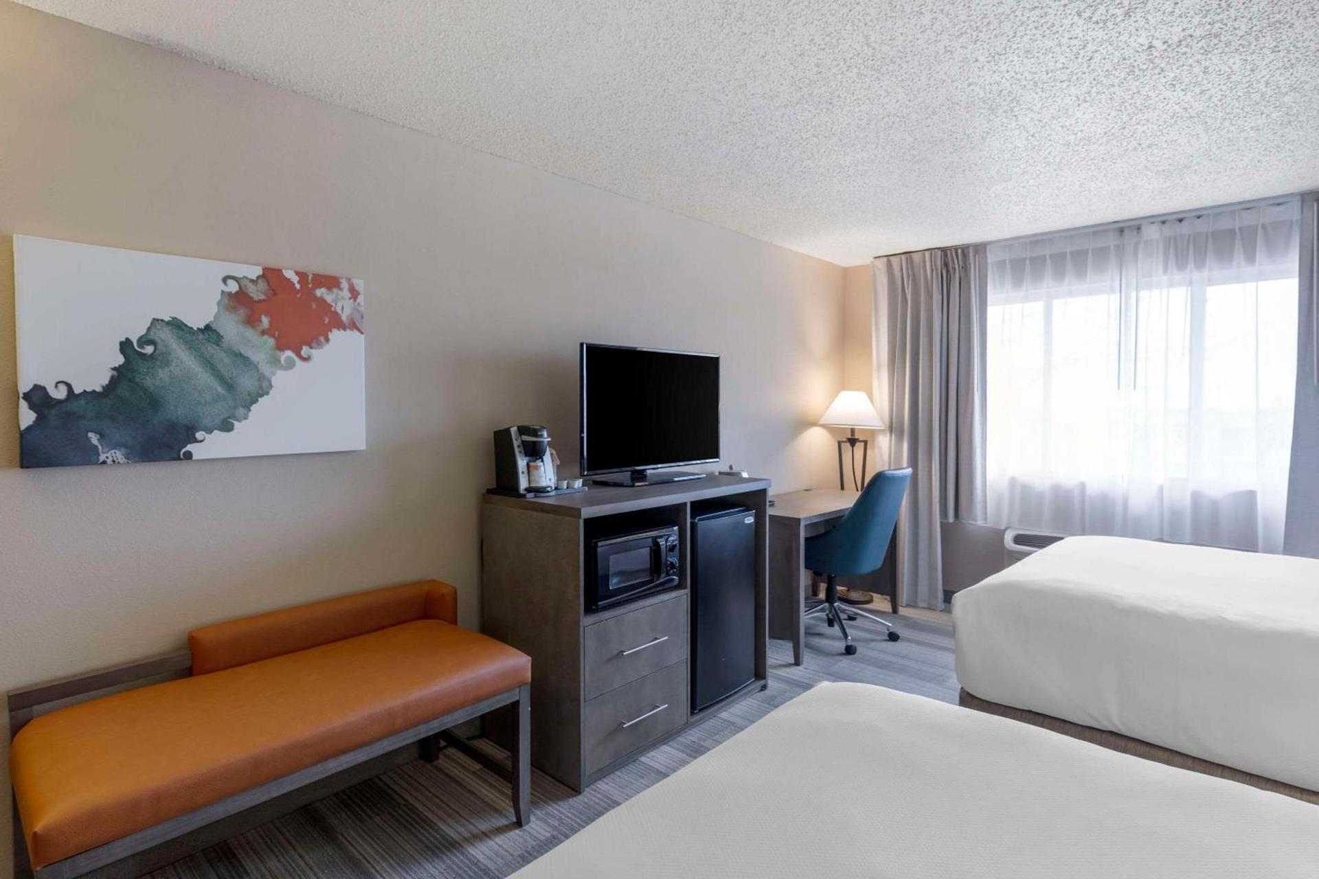 Comfort Inn & Suites Boulder photo 15