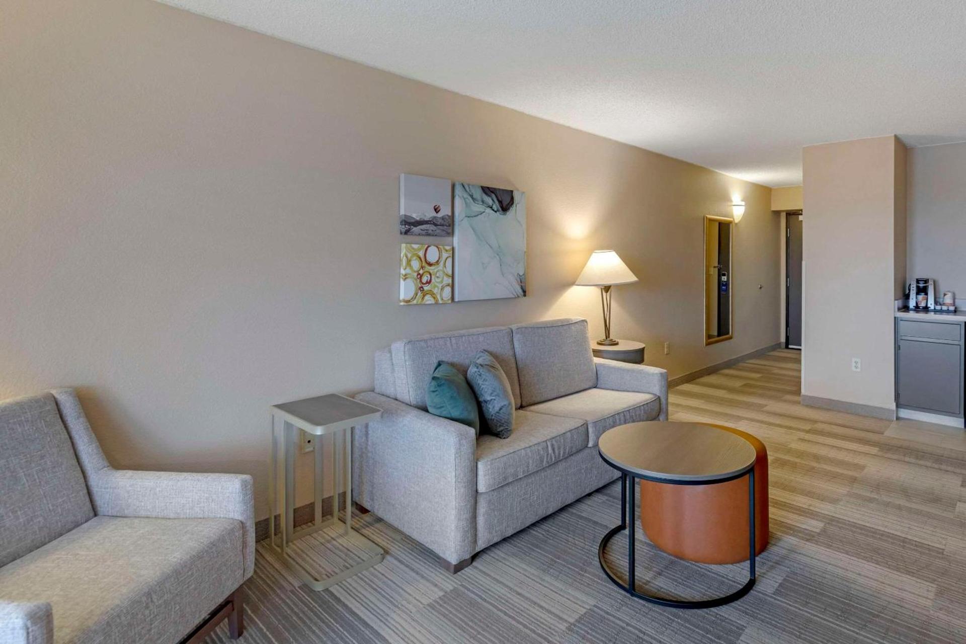Comfort Inn & Suites Boulder photo 23