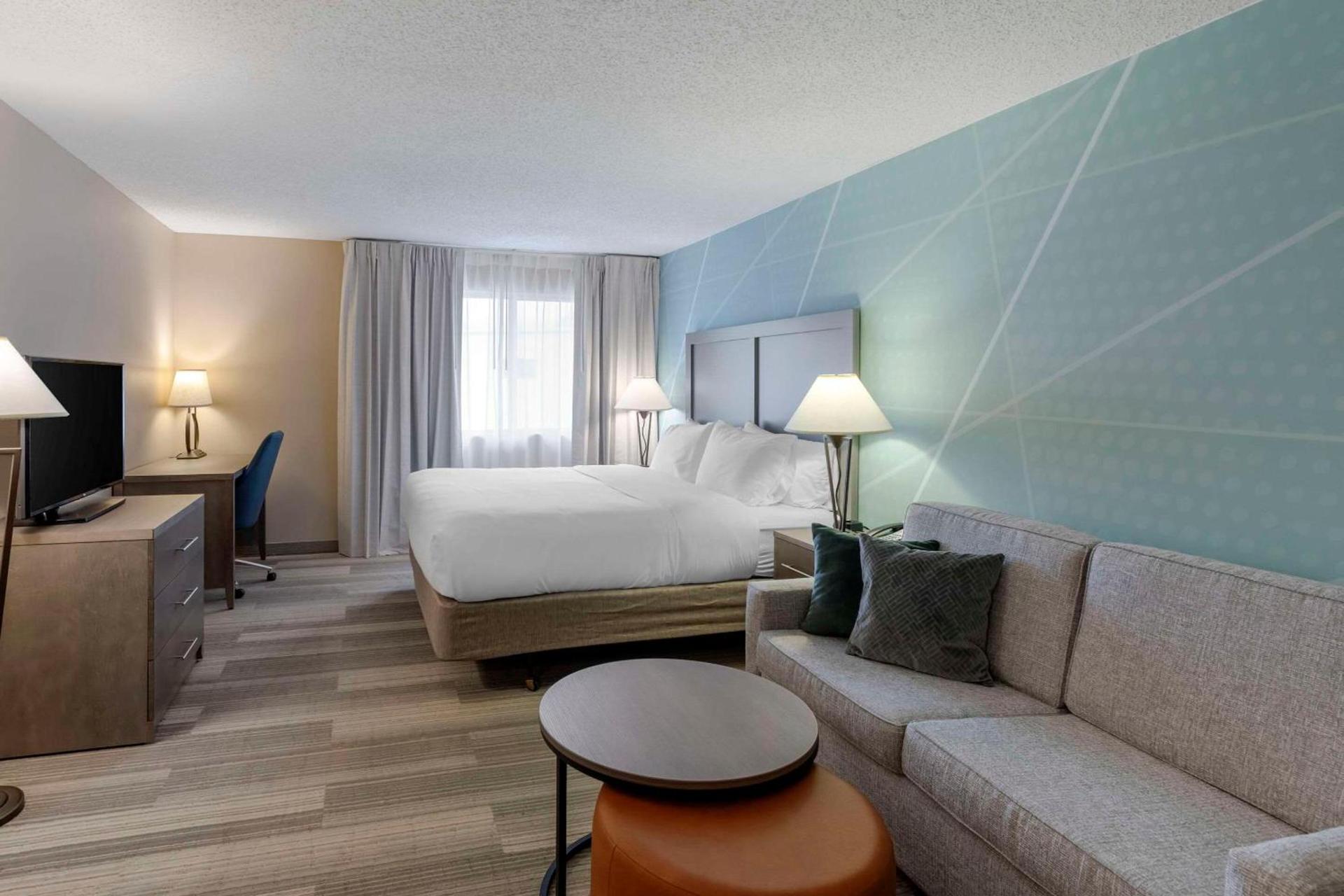 Comfort Inn & Suites Boulder photo 28