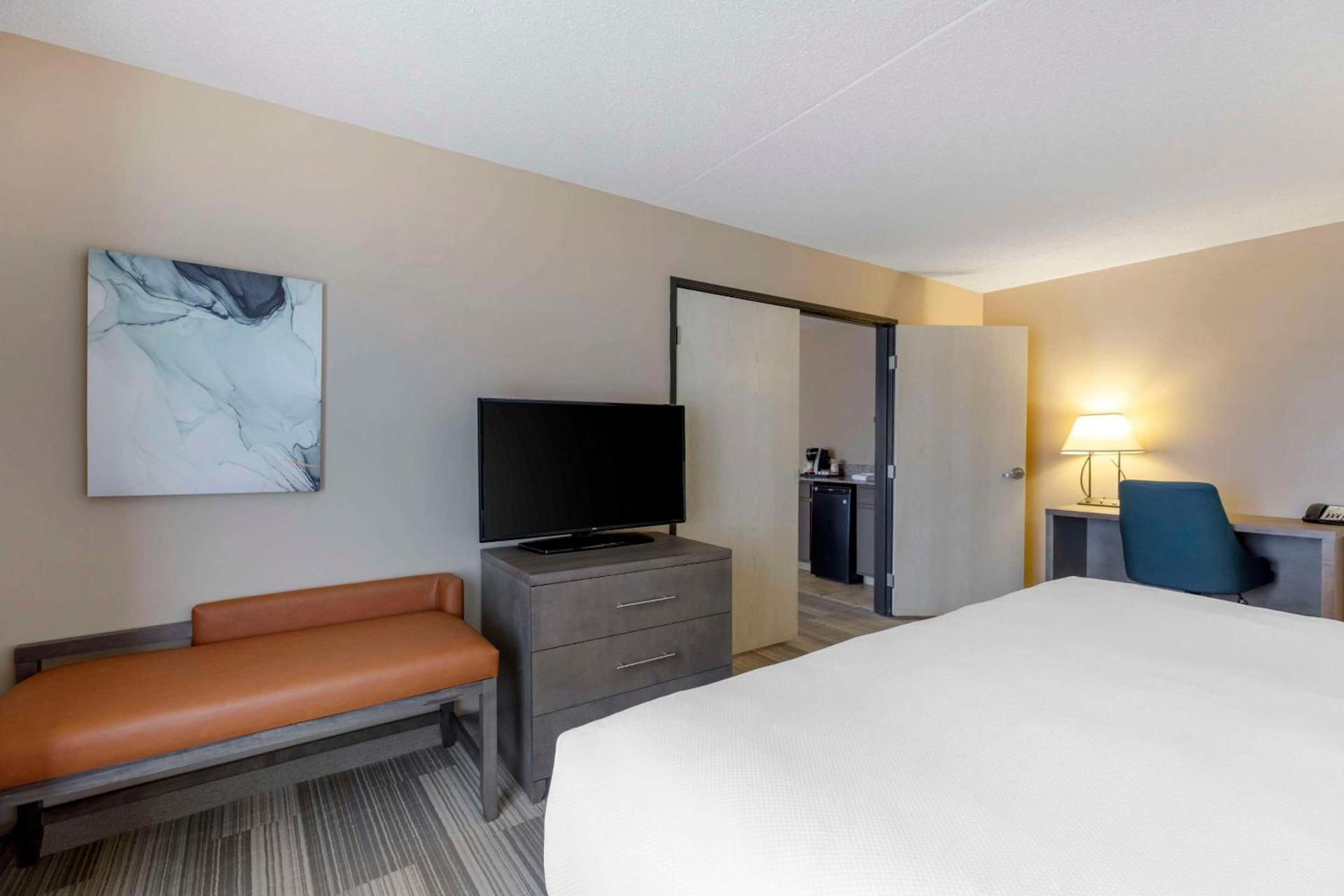 Comfort Inn & Suites Boulder photo 29