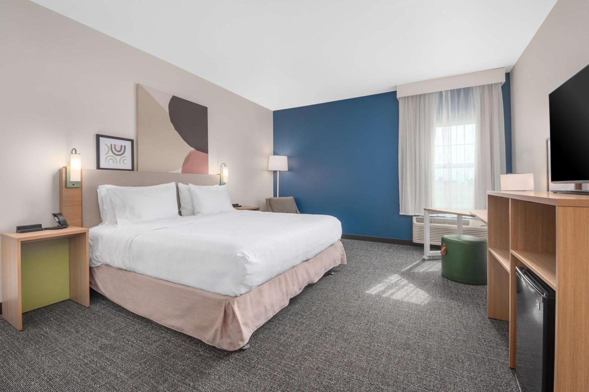 Spark by Hilton Minot photo 19