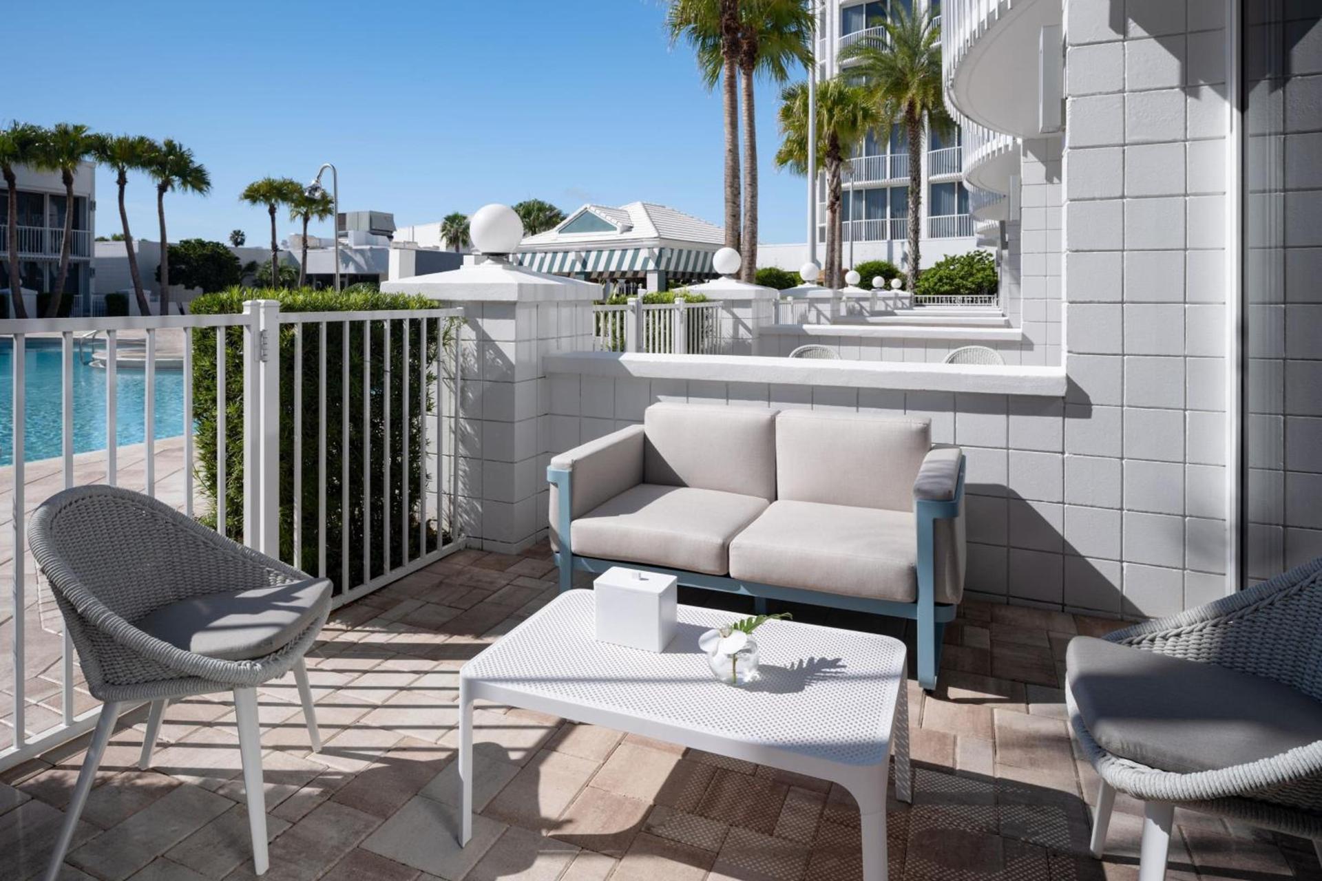 Renaissance Orlando Resort - Disney Springs Area - Free Shuttle to Disney Parks & Early Entry Benefits photo 1