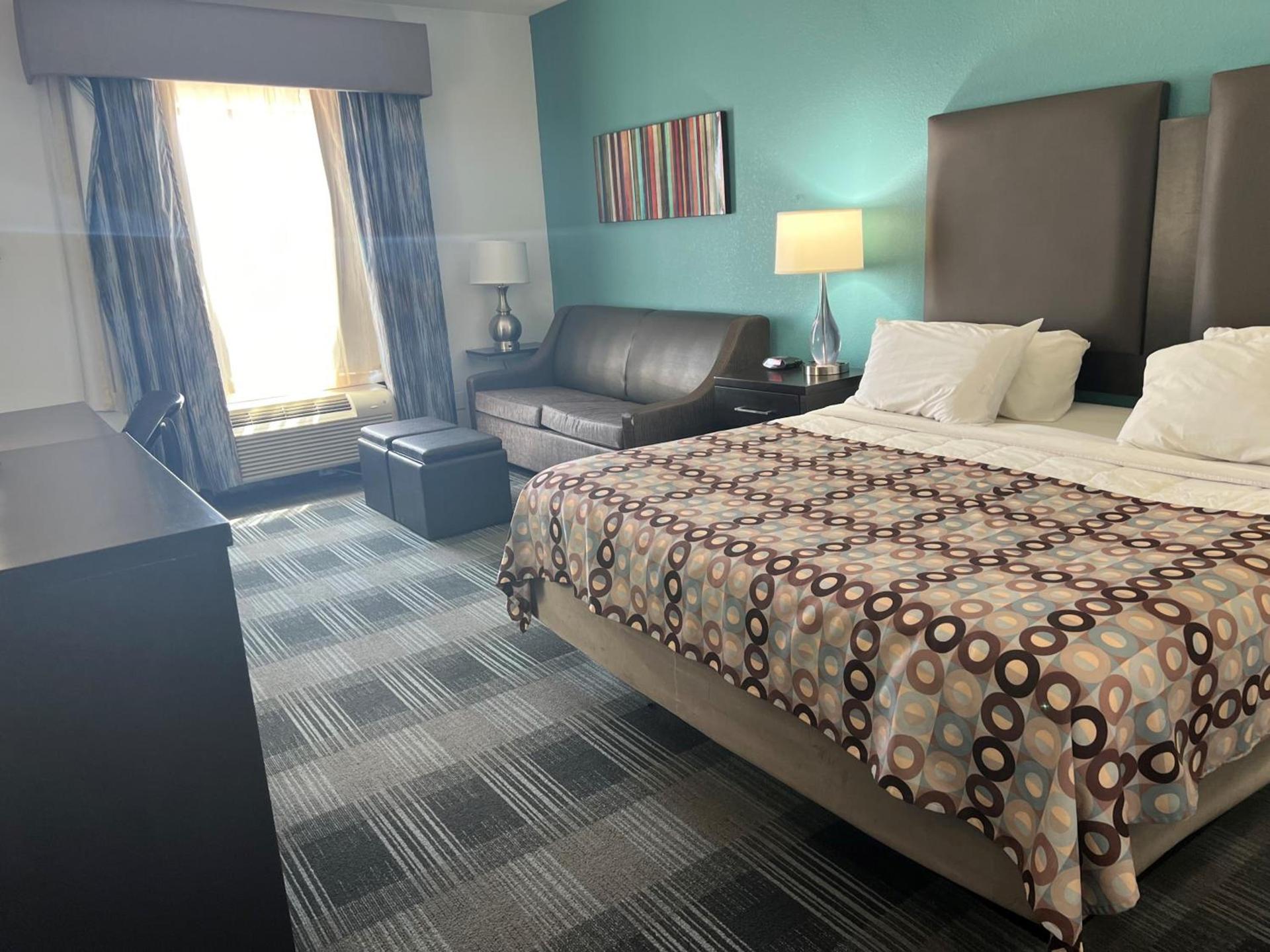 Days Inn by Wyndham Alva photo 19